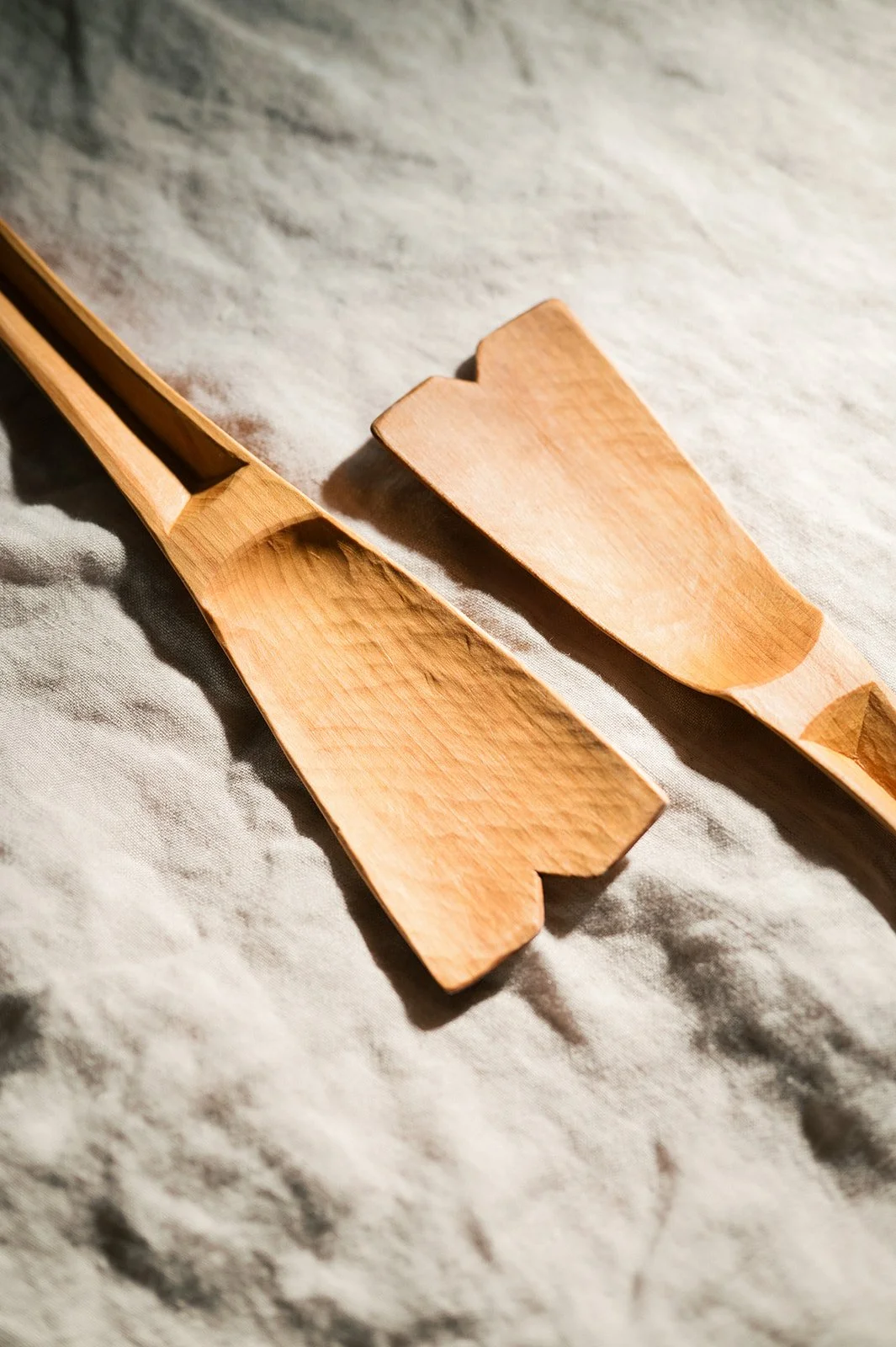 Madrona salad tongs 