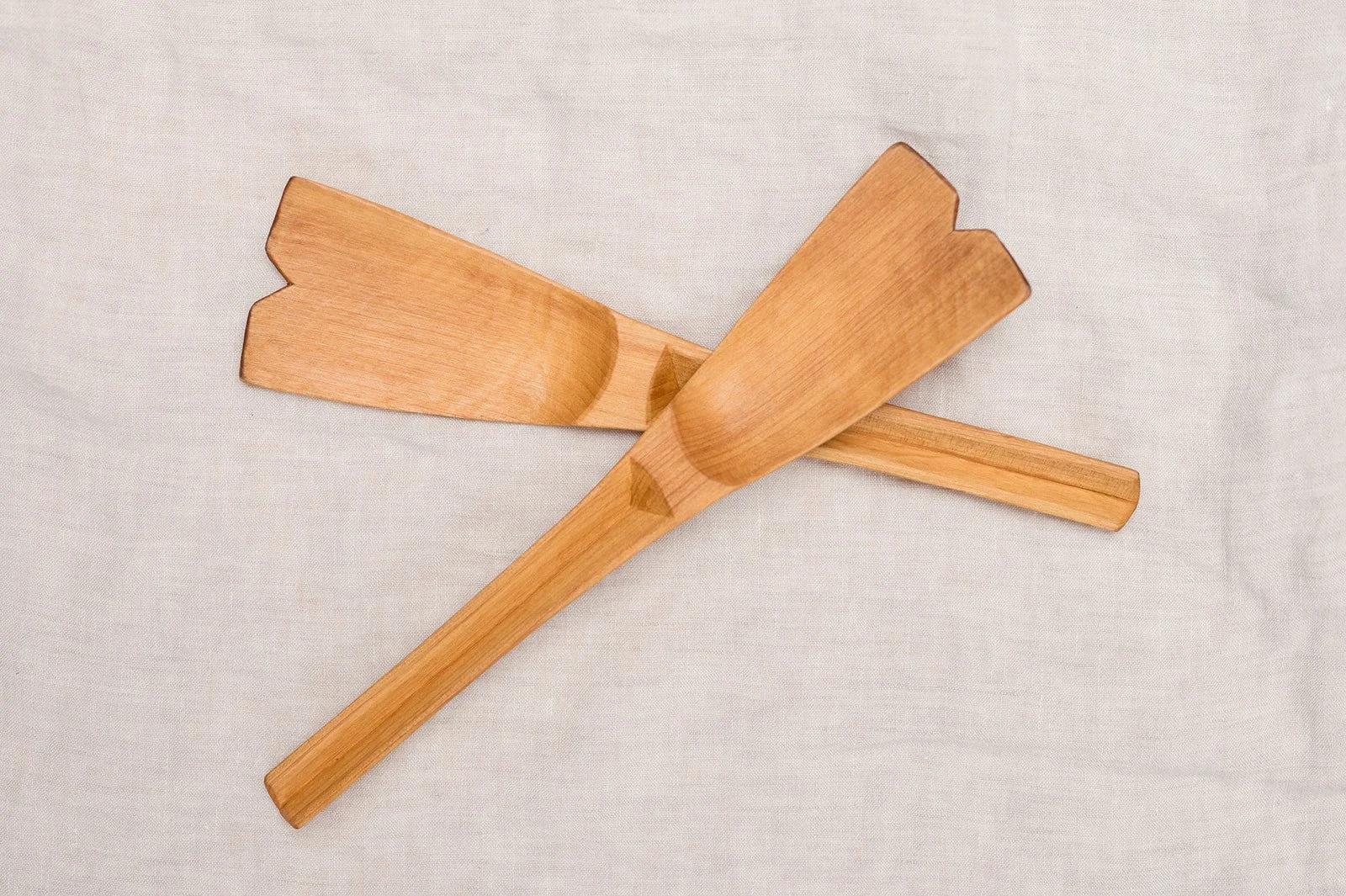 Madrona salad tongs 