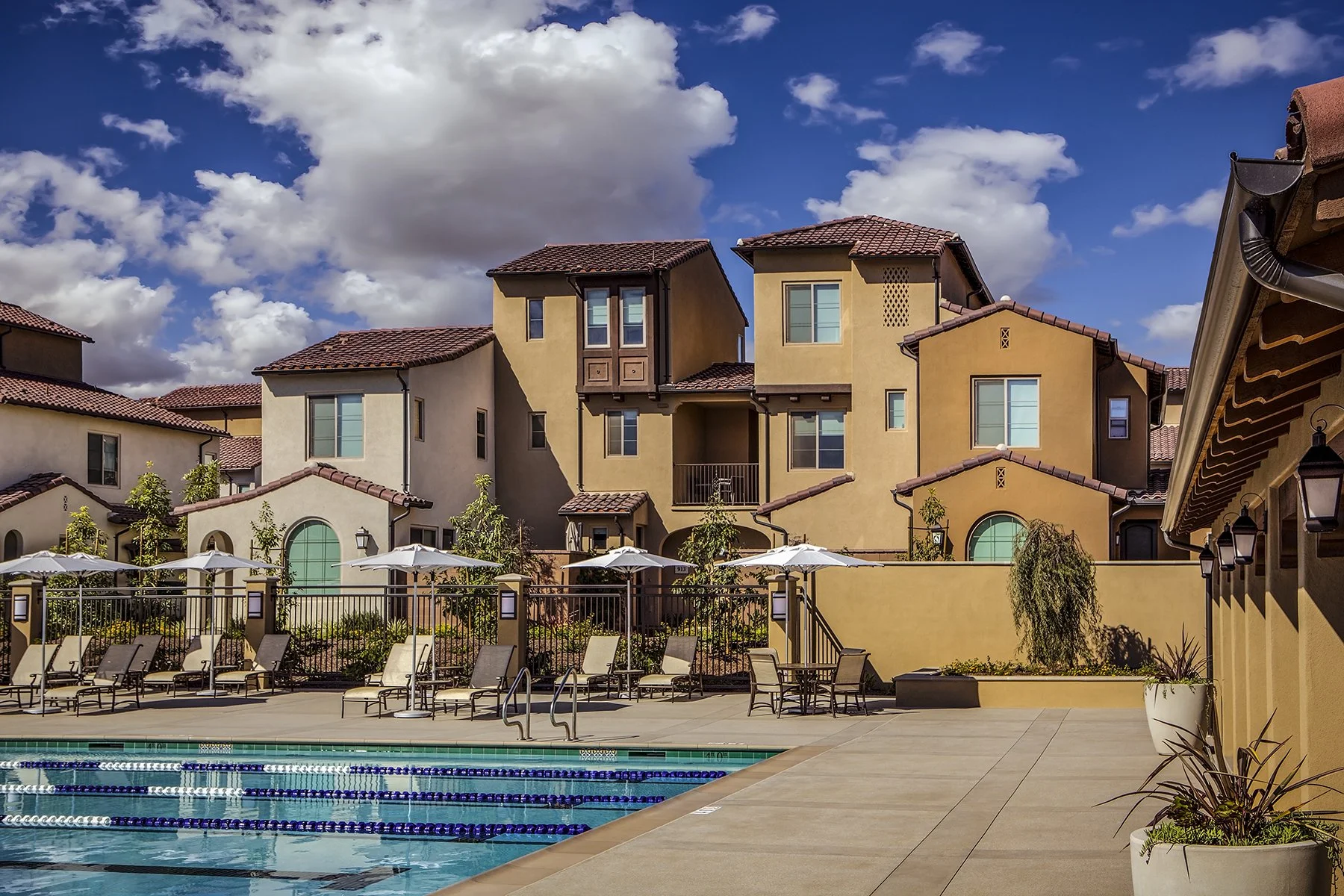 3 Alturas-Angelino_Inc_EricFiggePhotos.jpg