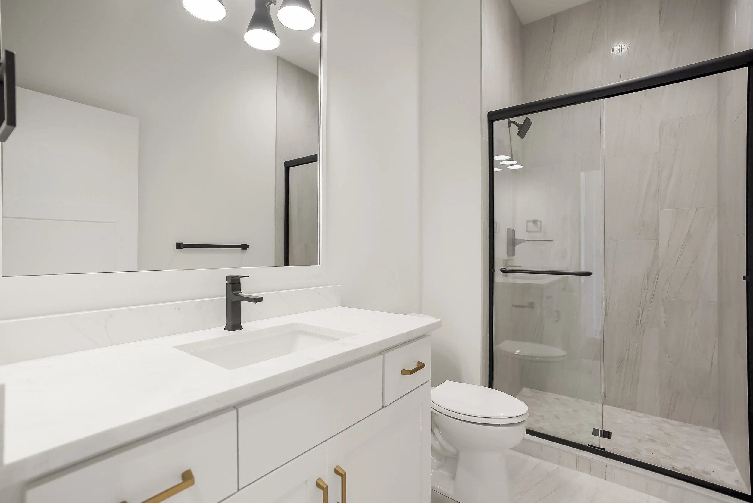 22352W89thTerr26.jpg