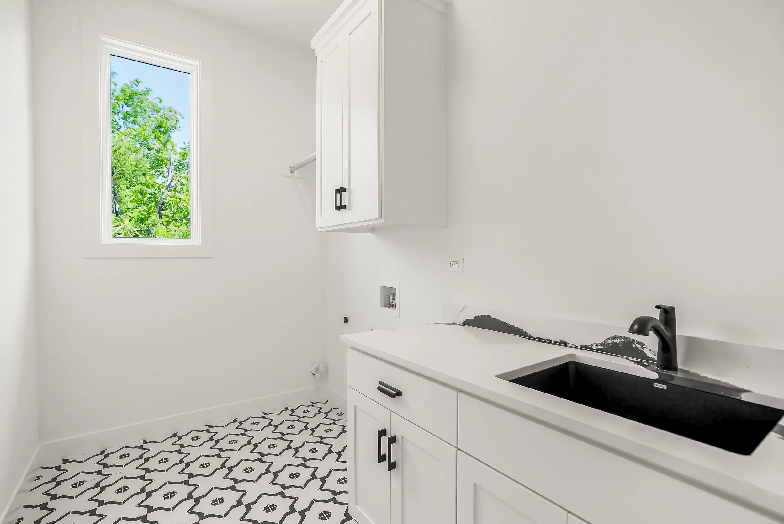 22352W89thTerr27.jpg