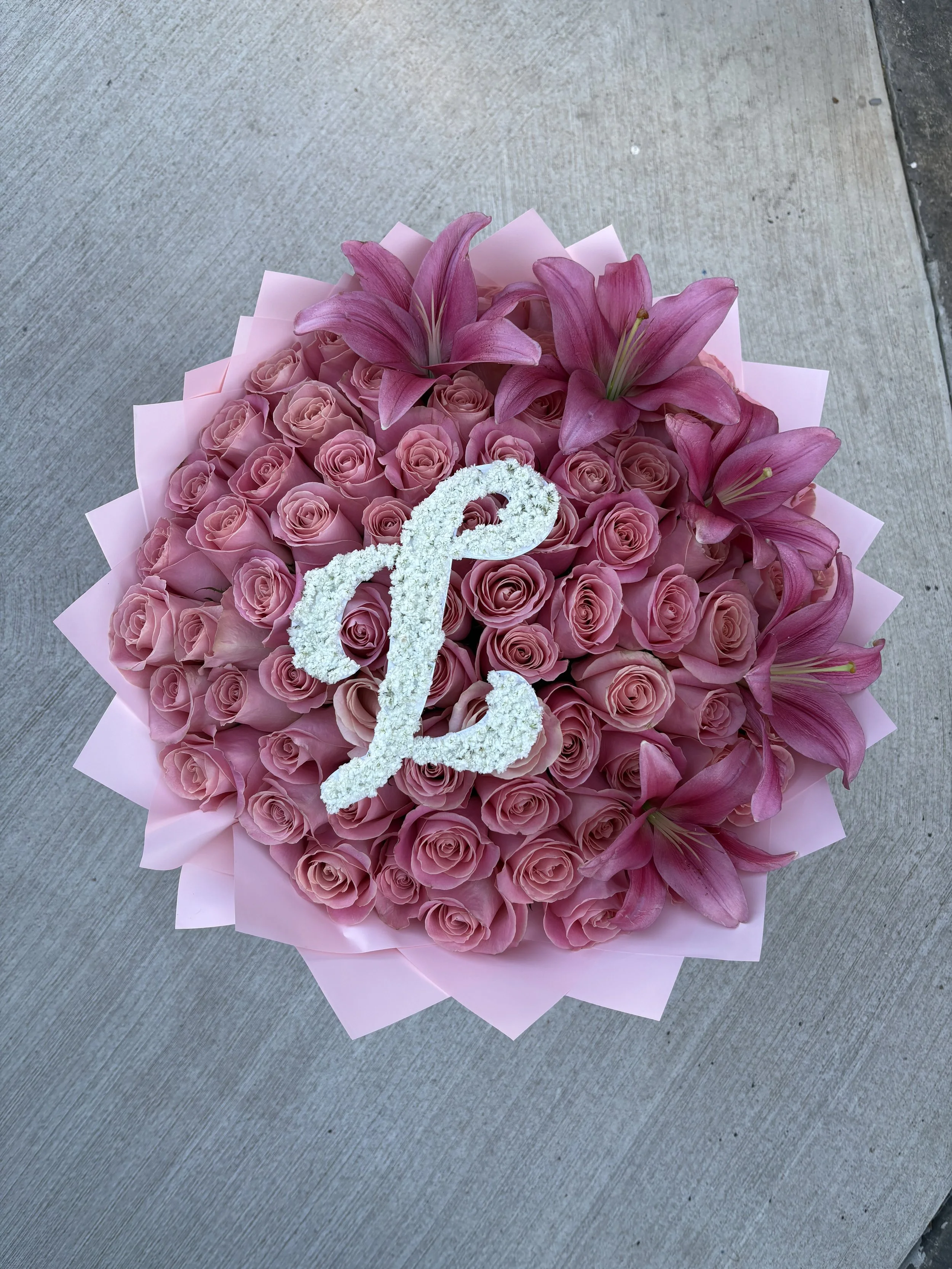 1-2 Colored Rose Bouquets