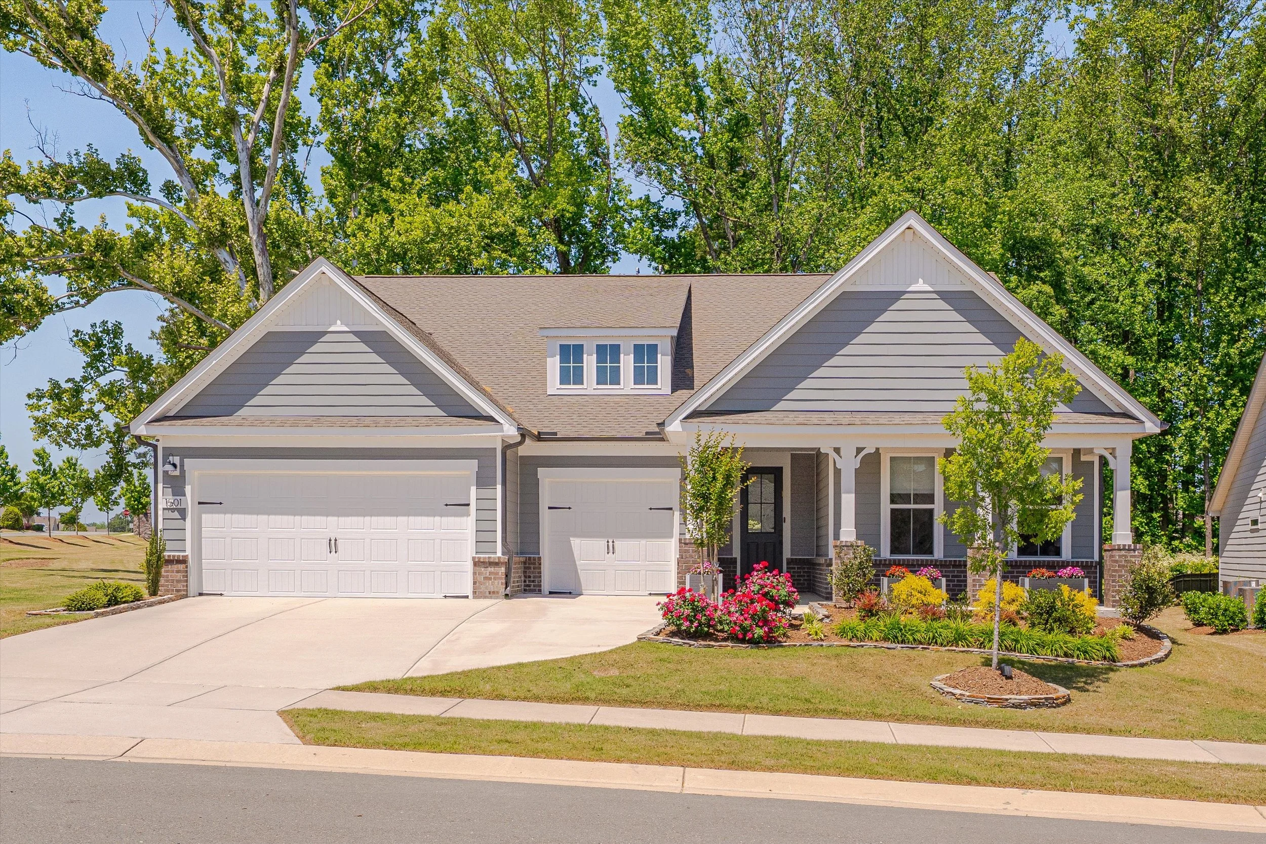 02-1501 Carolina Park Drive-2.jpg