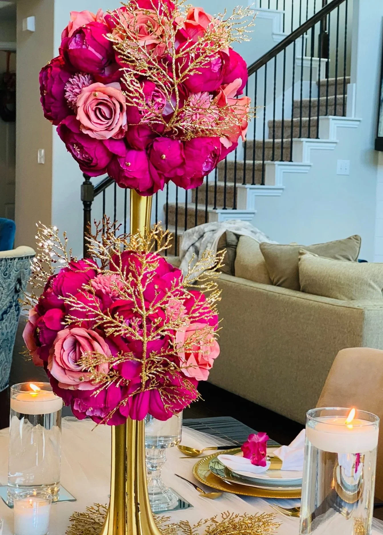 Hot+pink+ang+gold+arrangement.jpg