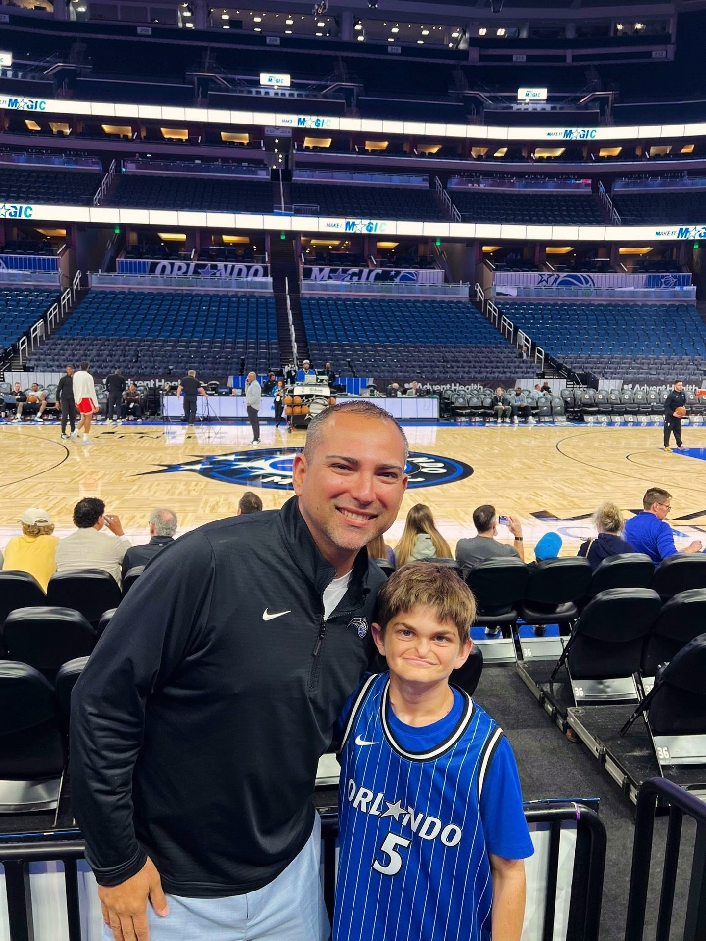 Meet Luke. 🏀

At our 5th Annual ASL Night with the @orlandomagic at Kia Center, Luke and his sister showed up with full energy and open hearts, and moments like this one say everything.

This is what it looks like when the Deaf and signing community