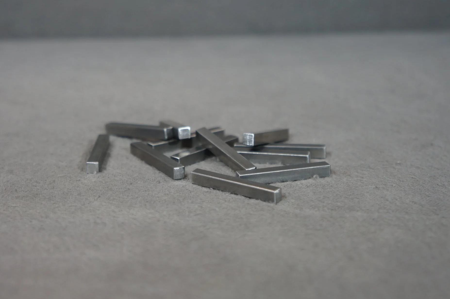 Keys for holders APM 1106