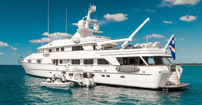 66f71ff21ab9731006c9393c_BG_signature_yacht_thumbnail.jpg