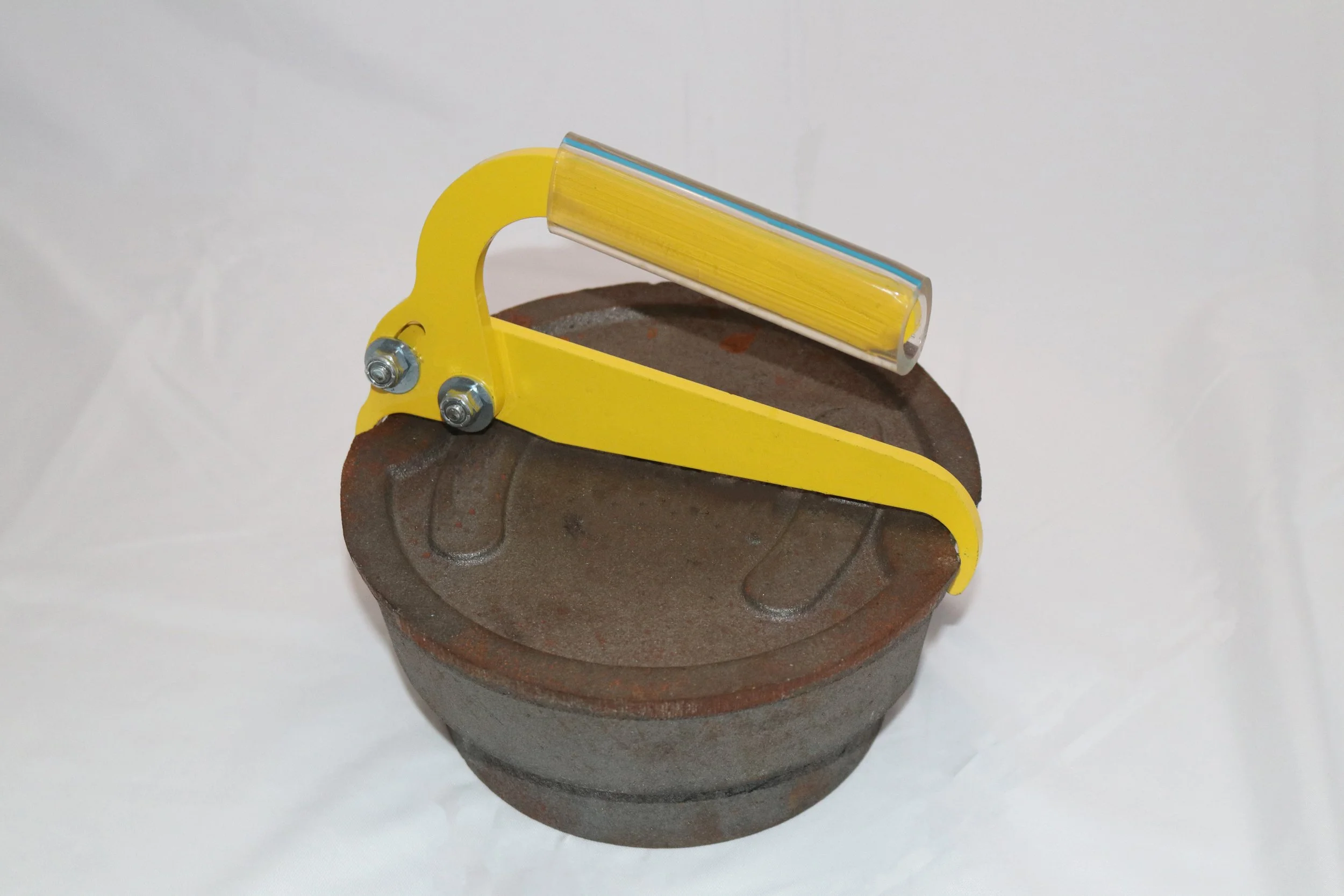 GRIP ON WEIGHT TOP.jpg