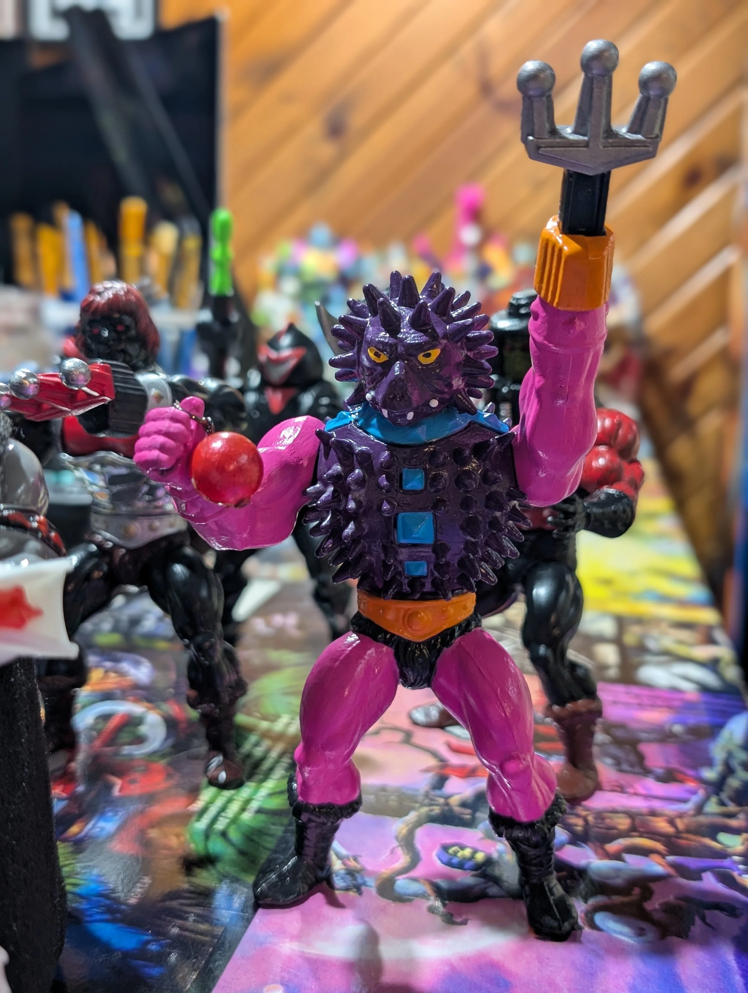 Custom Spikor