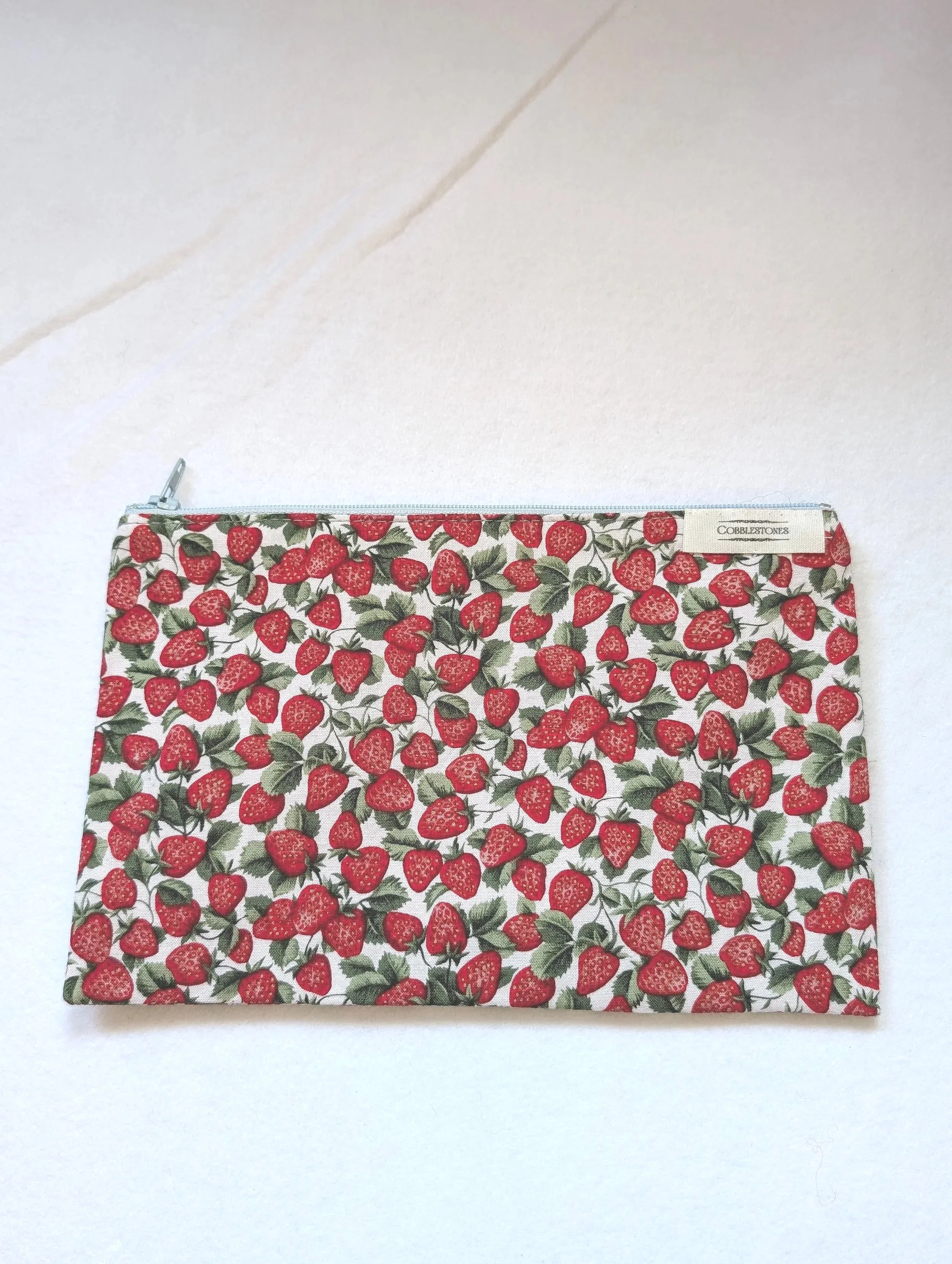Zipper Pouch | Strawberry