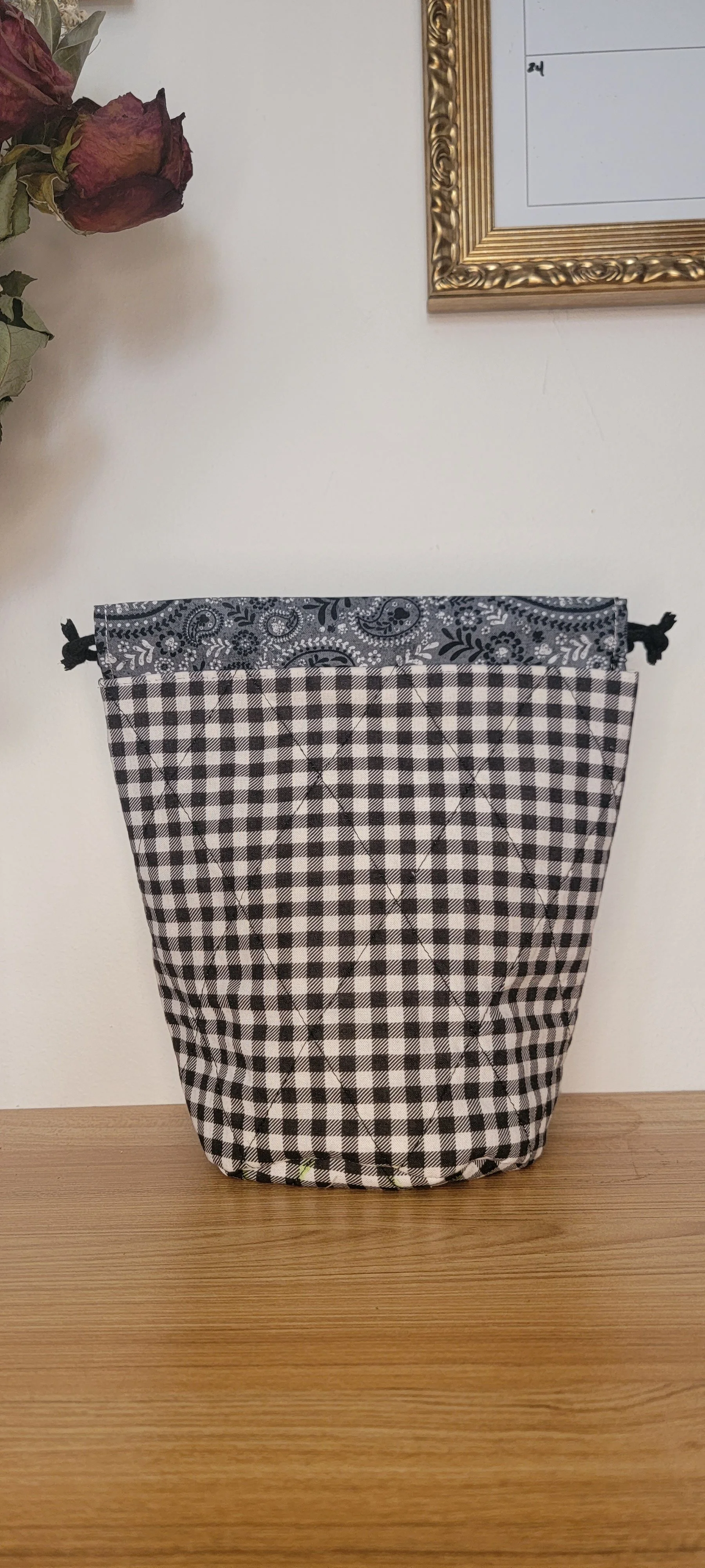 Medium Round Bag