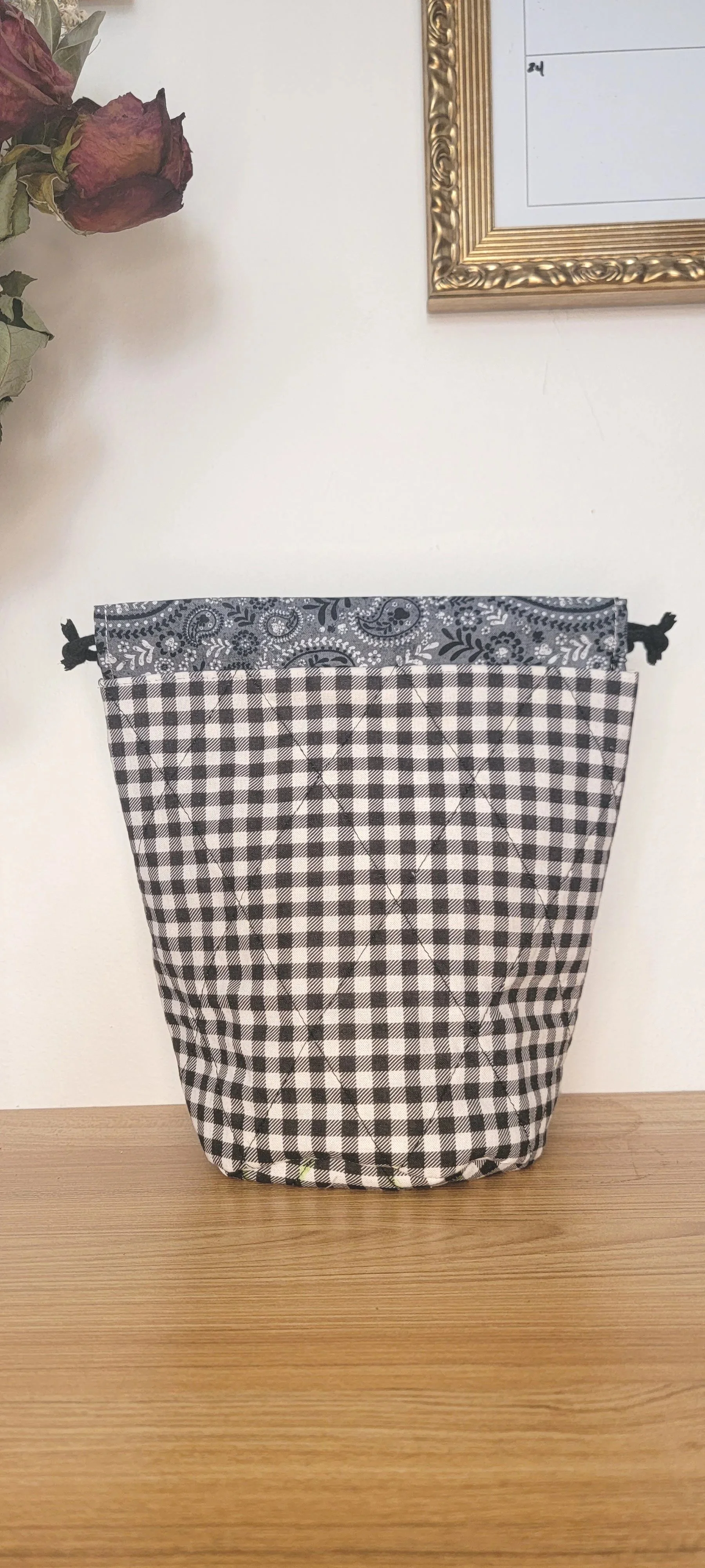 Medium Round Bag