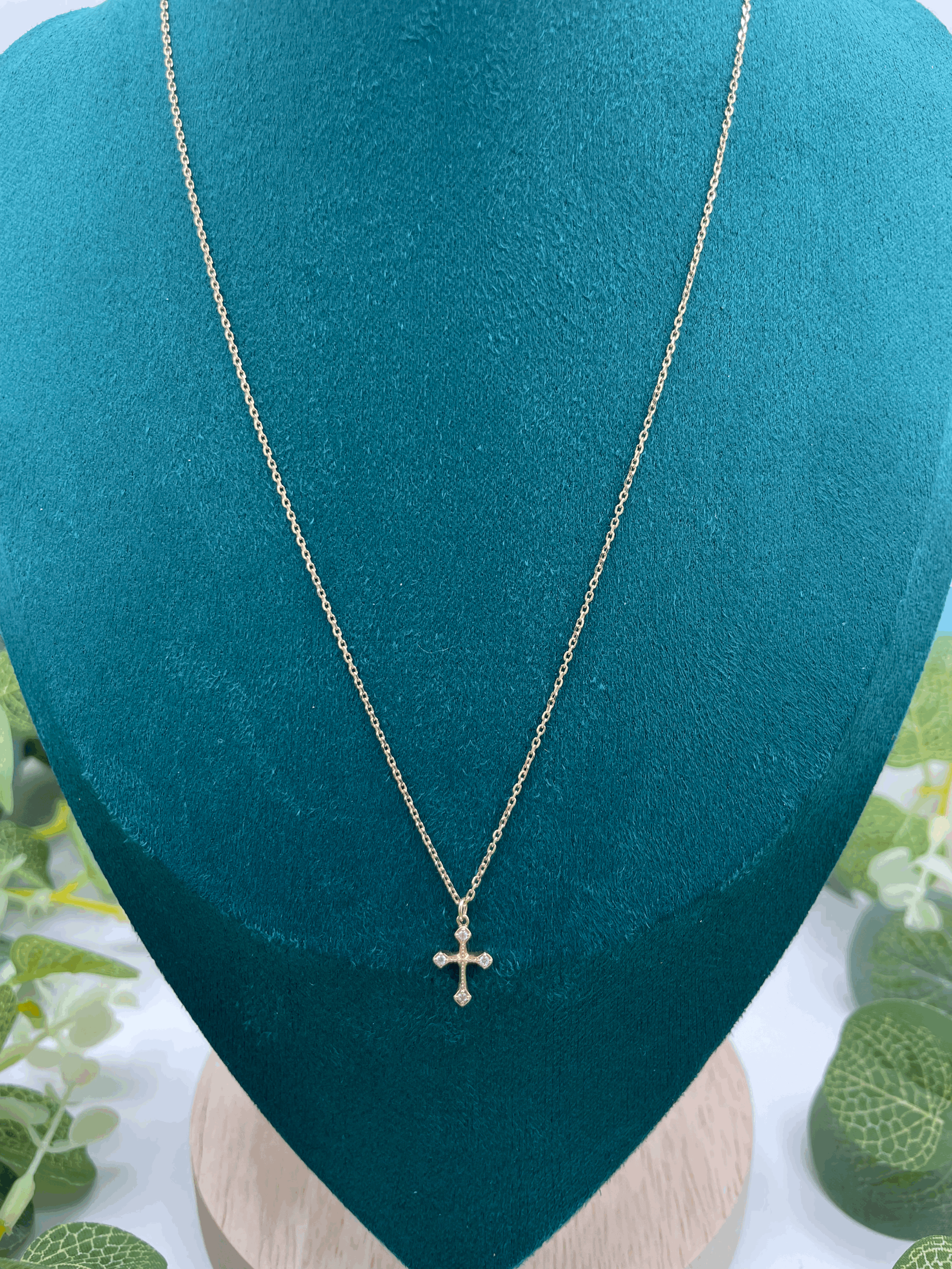 Cross Diamond Pendant in 10k Gold Necklace
