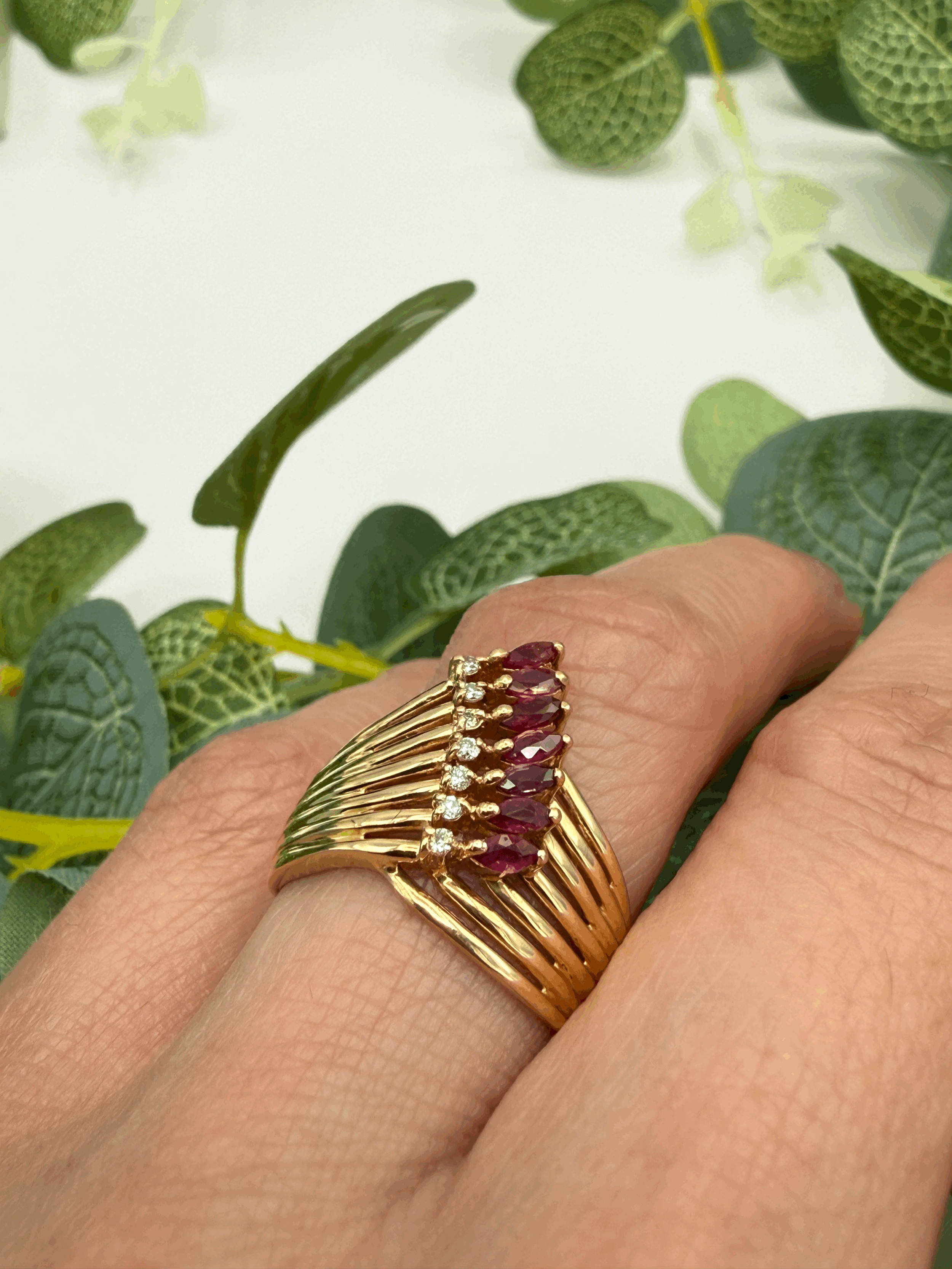 Sophisticated Ruby Diamond Gold Elegance Ring