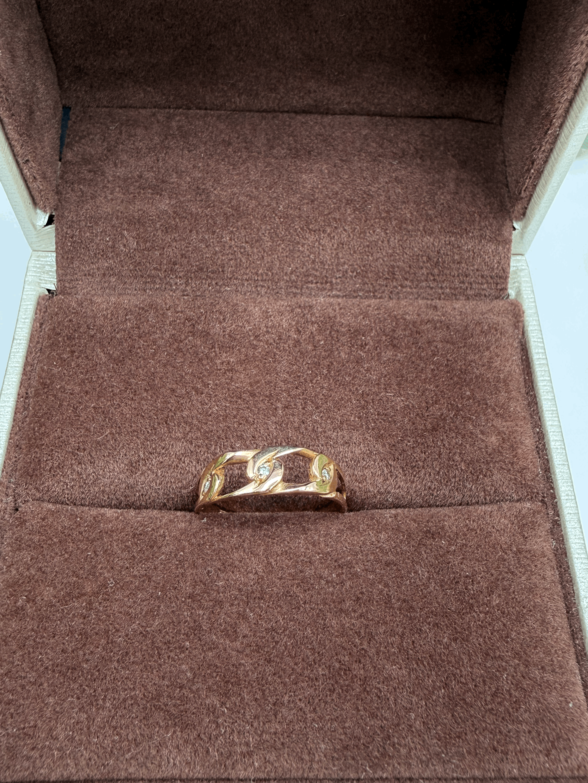18k Solid Gold Diamond Elegance Ring