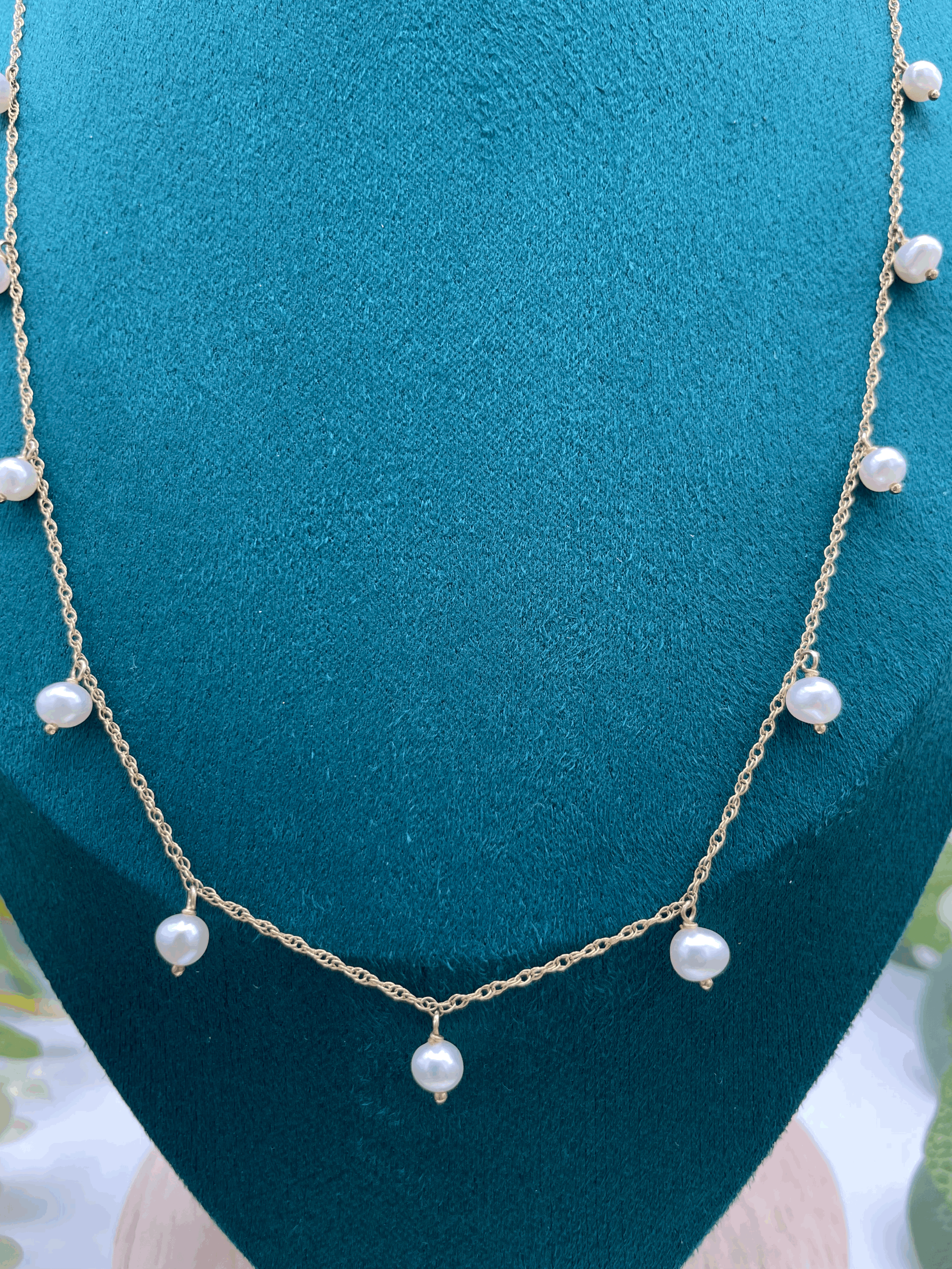 Luster Round Pearl Necklace in 14k Gold