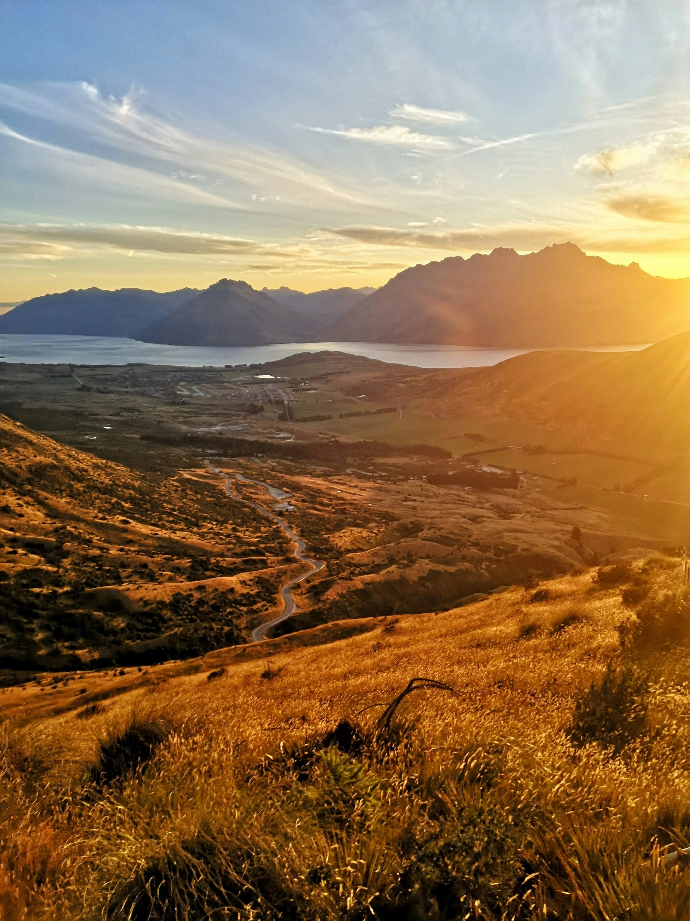 An evening sunset in Queenstown.