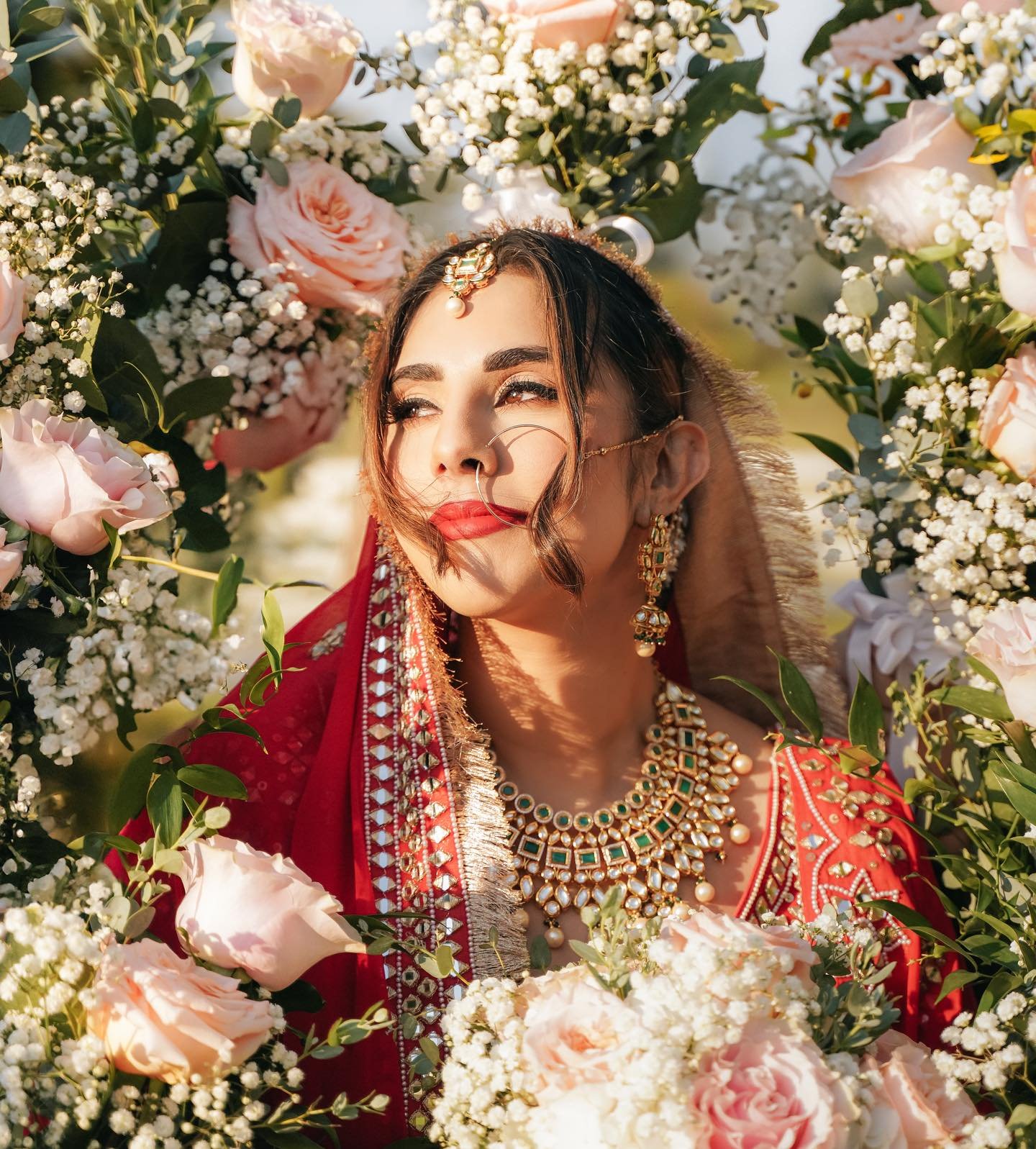 Unforgettable Bride: Mrs. Taranjeet.  Planner @sp31creativeeventsanddesigns  Photographer: @mr.andmrs.rich makeup @sk.artistry___  @fatimadesigns  @rajsinghblaze @hennahands.eventartist @ebeweddings @hyvee Floral OP @dholi__anant