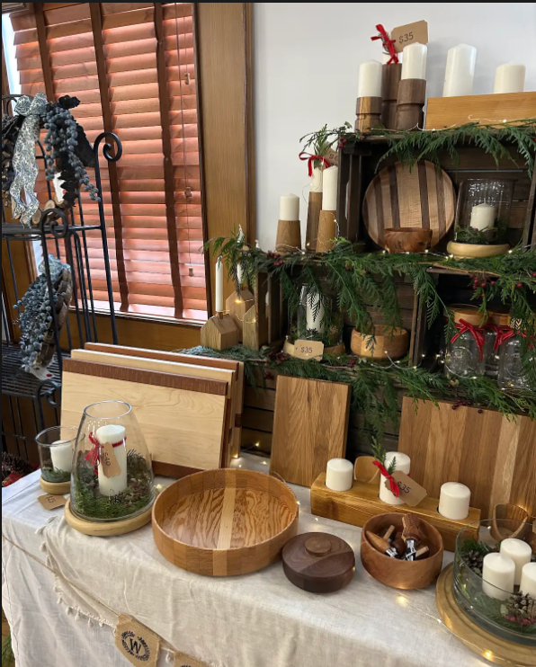 Dennis Woodworking
@East Delta Hall