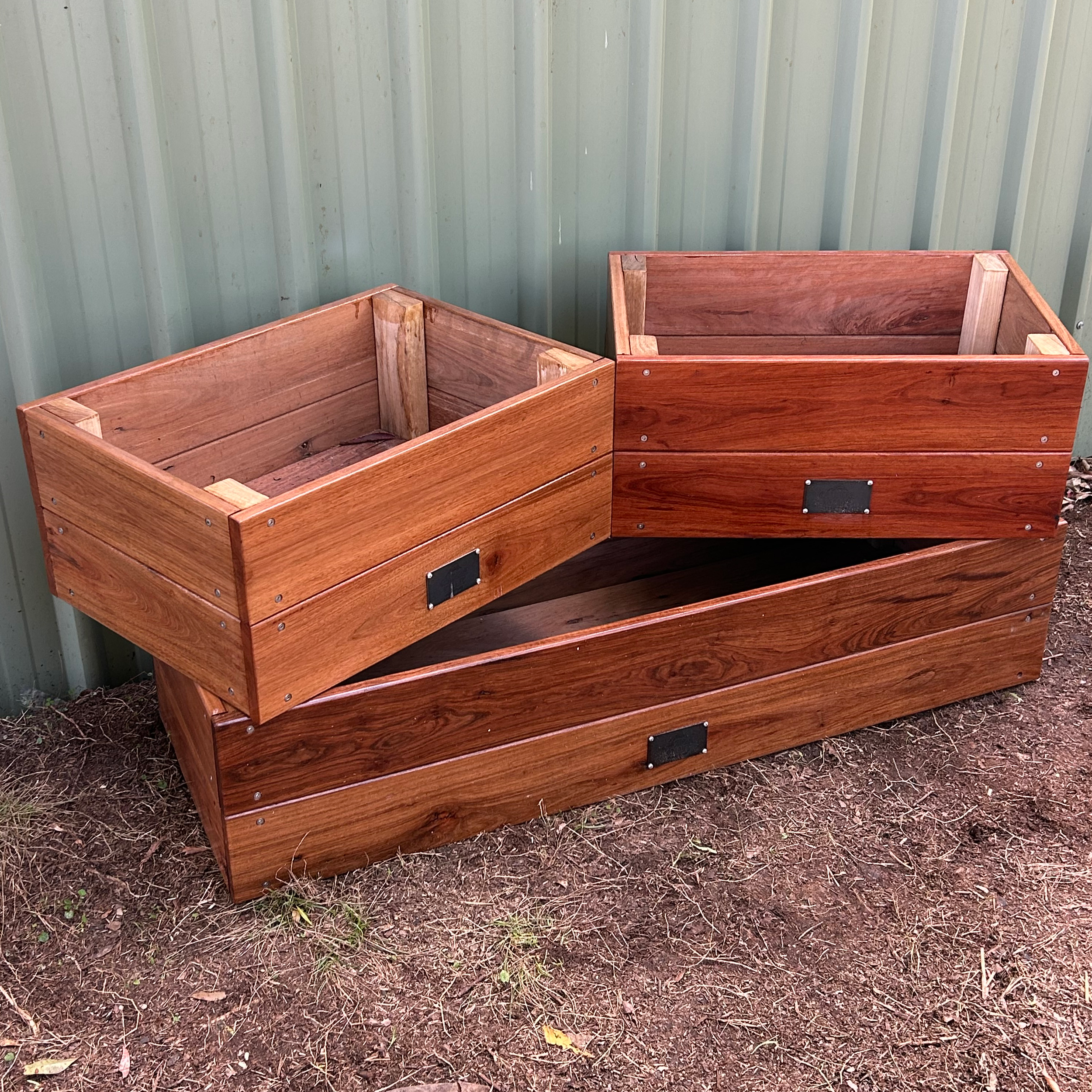 ProductImages_laqueredSet_02.png