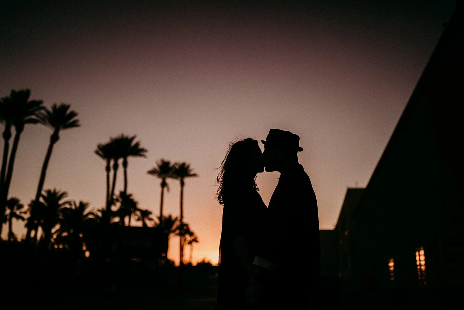 las-vegas-elopement-photography-weddings-by-qay57.jpg