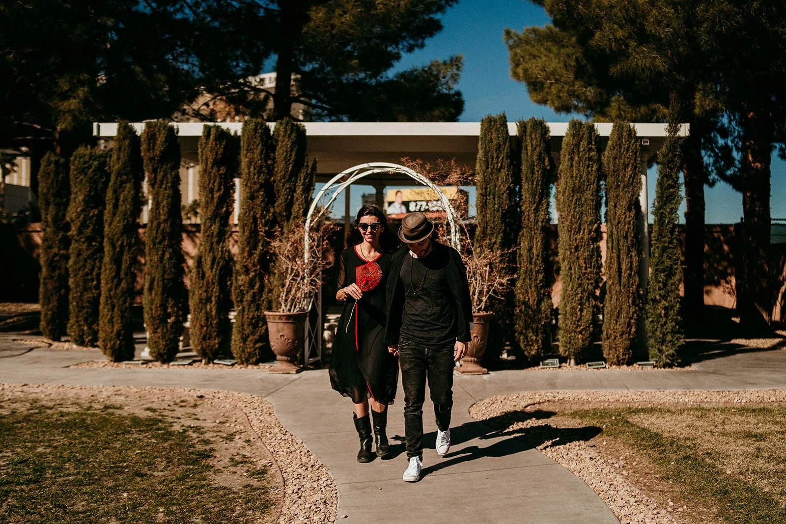 las-vegas-elopement-photography-weddings-by-qay8.jpg