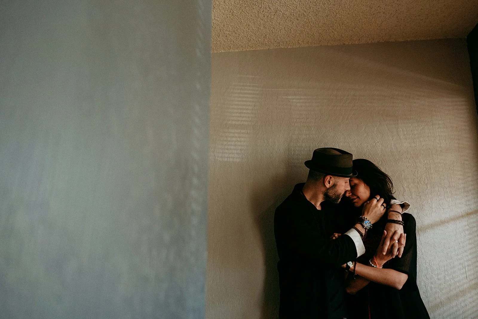 las-vegas-elopement-photography-weddings-by-qay35.jpg