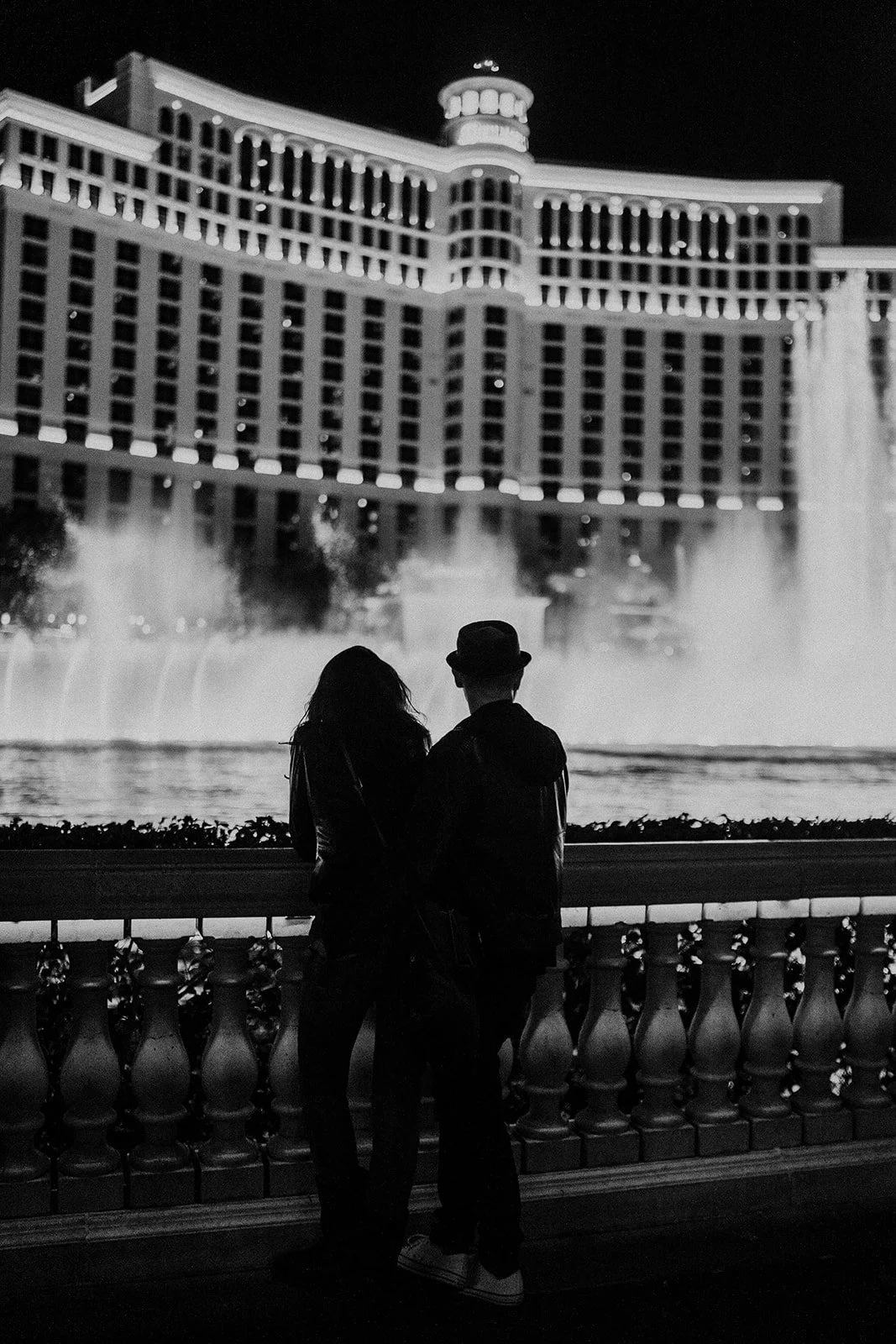 las-vegas-elopement-photography-weddings-by-qay61.jpg