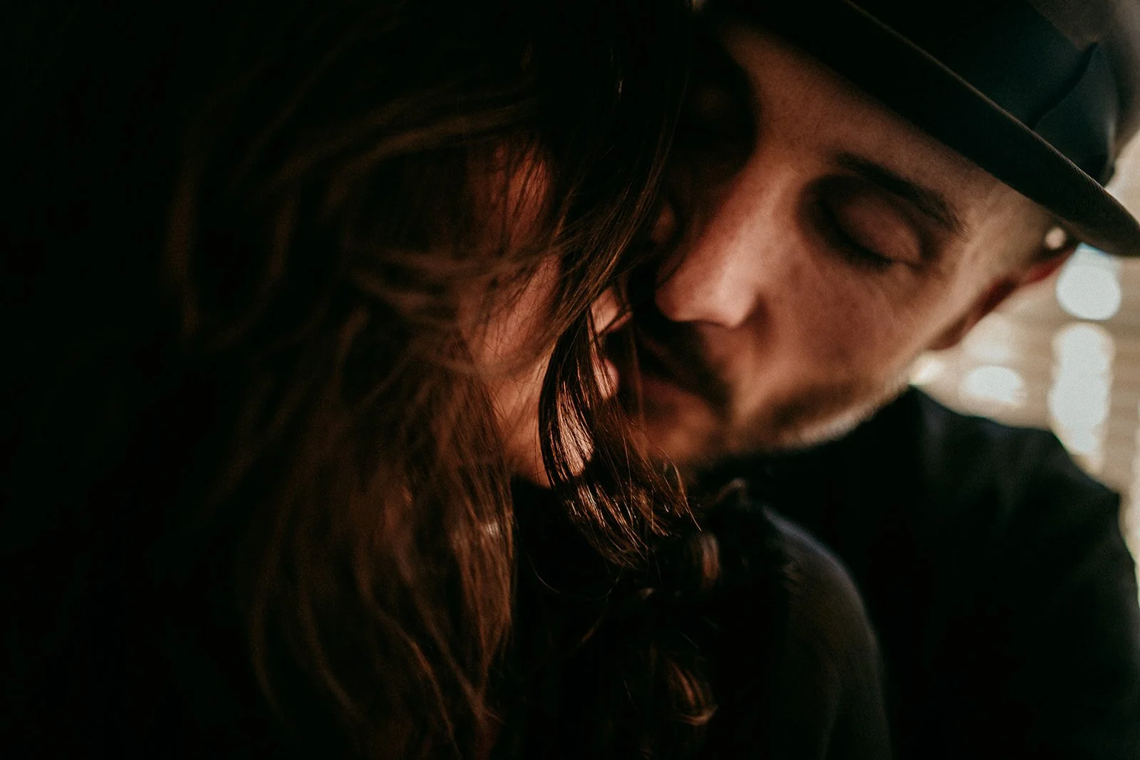 las-vegas-elopement-photography-weddings-by-qay40.jpg