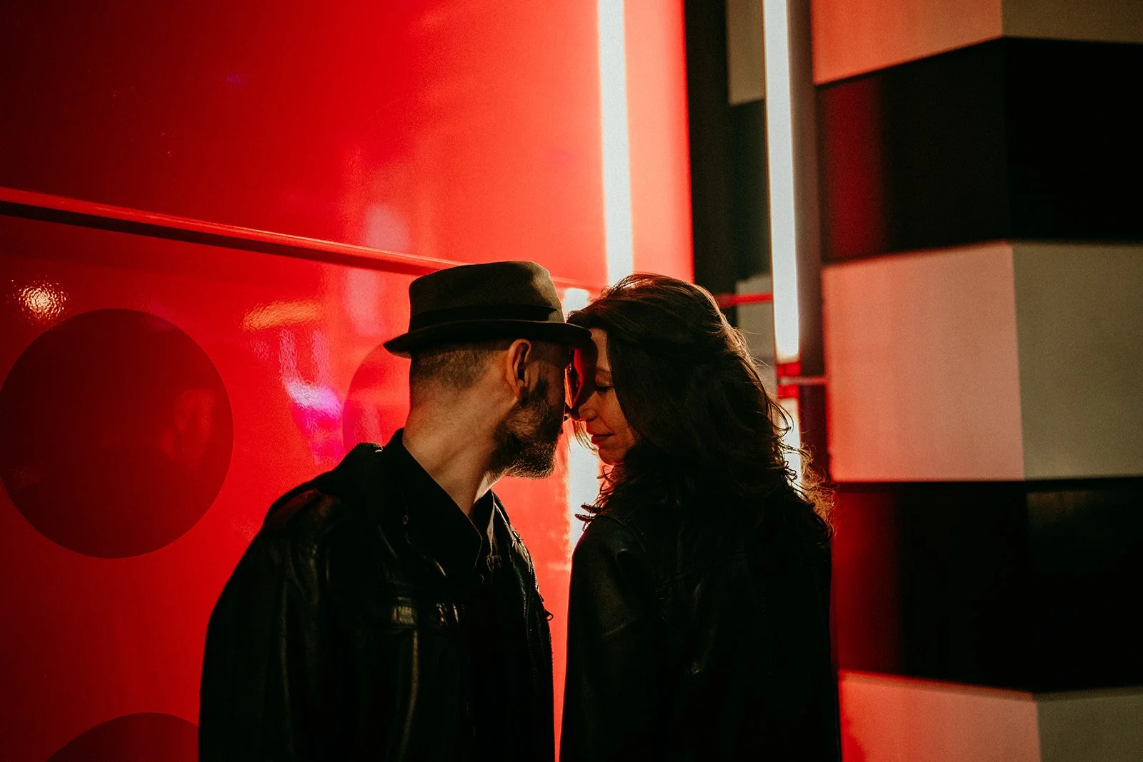 las-vegas-elopement-photography-weddings-by-qay65.jpg