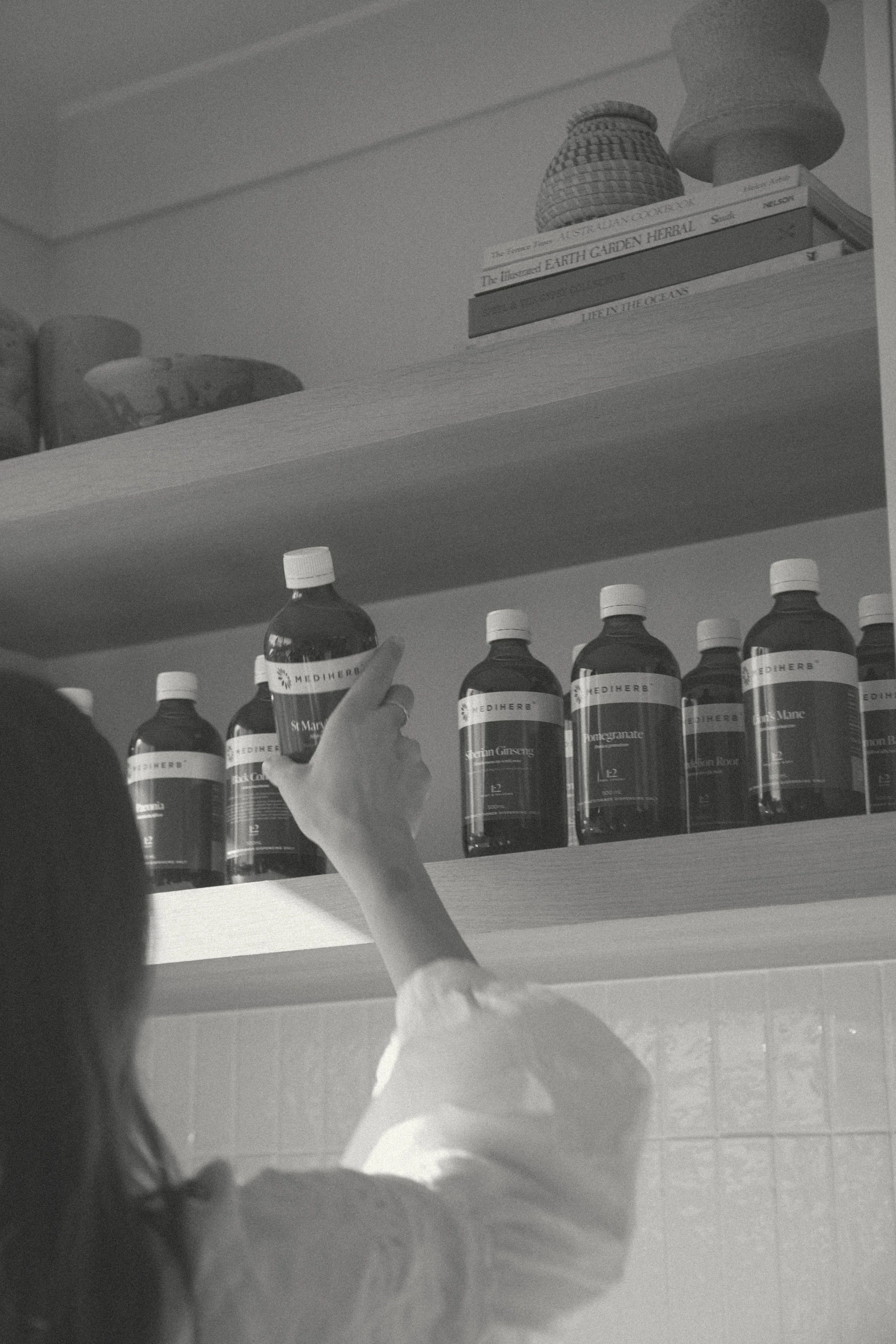 Custom herbal remedies, supplements and naturopathic protocols for women's health
