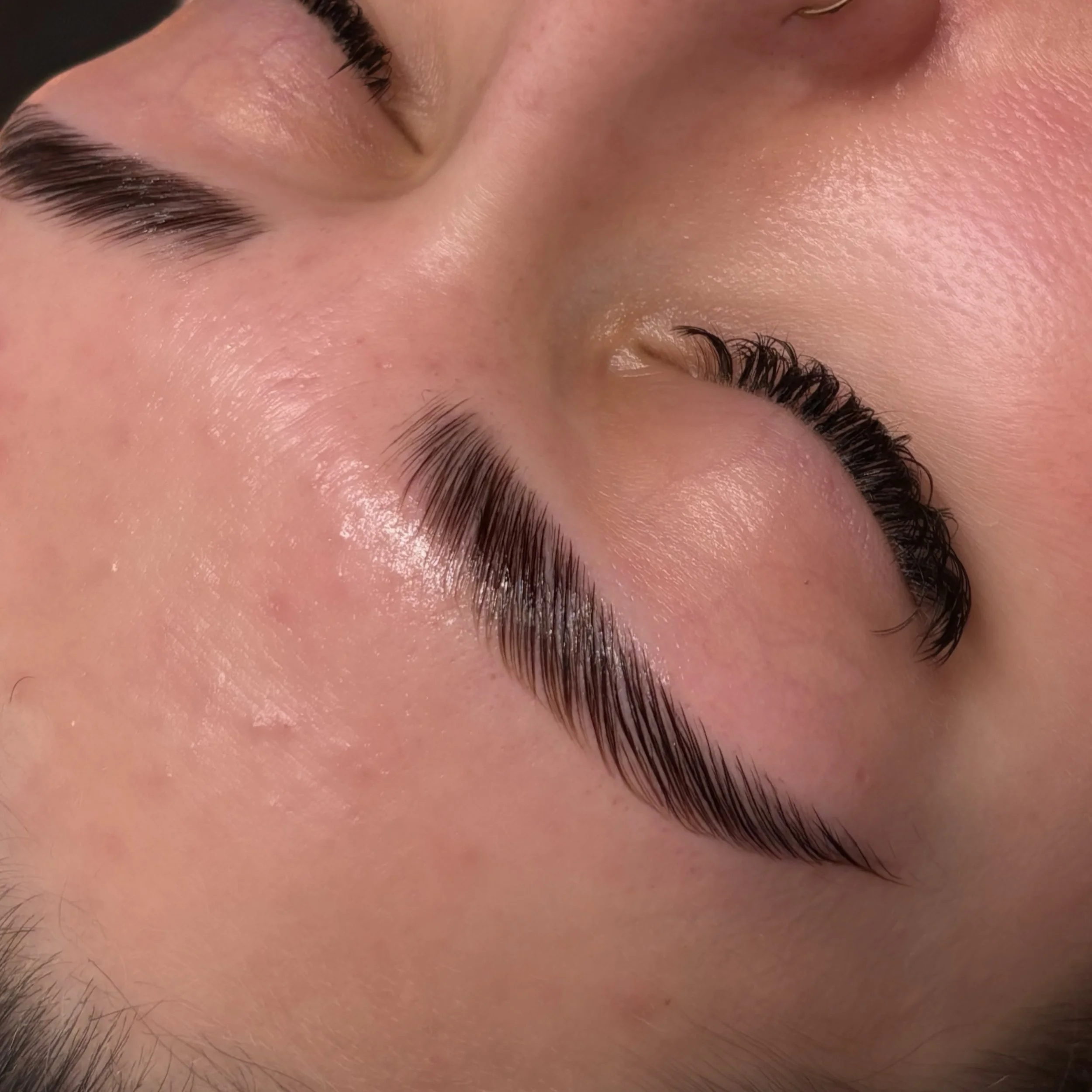 🤤 Your brows called&hellip; they&rsquo;re ready for their main character moment.