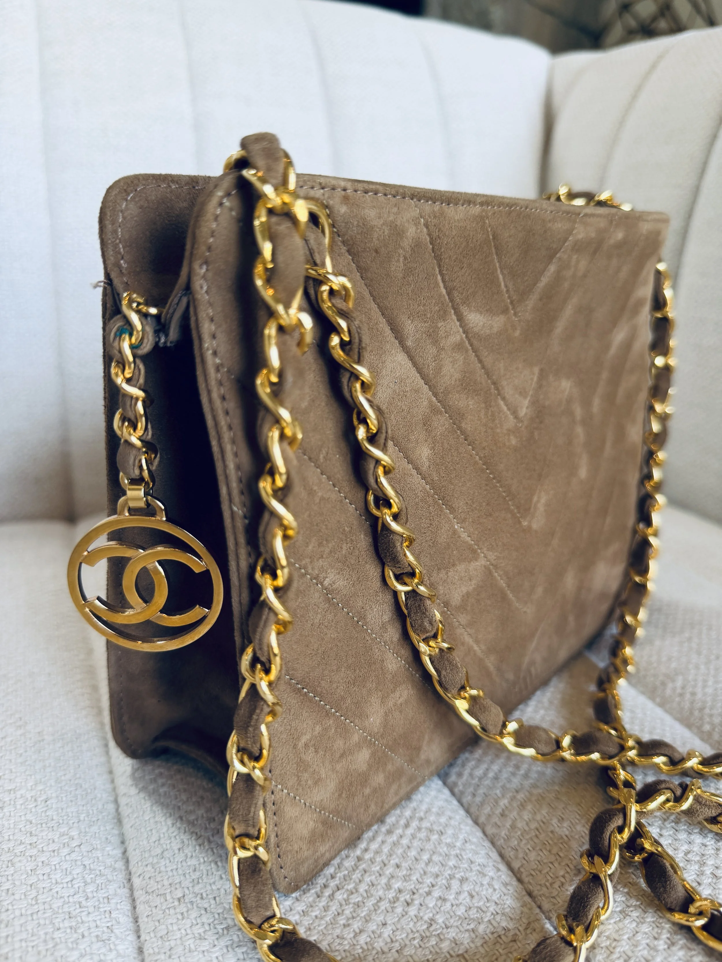Chanel suede bag CC medallion charm detail, gold chain