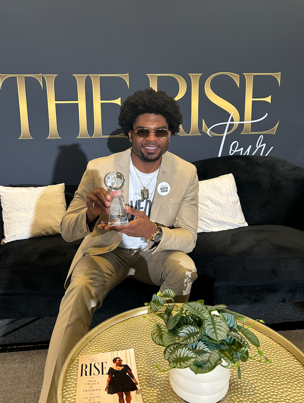 Omar Cook Rise Tour Award