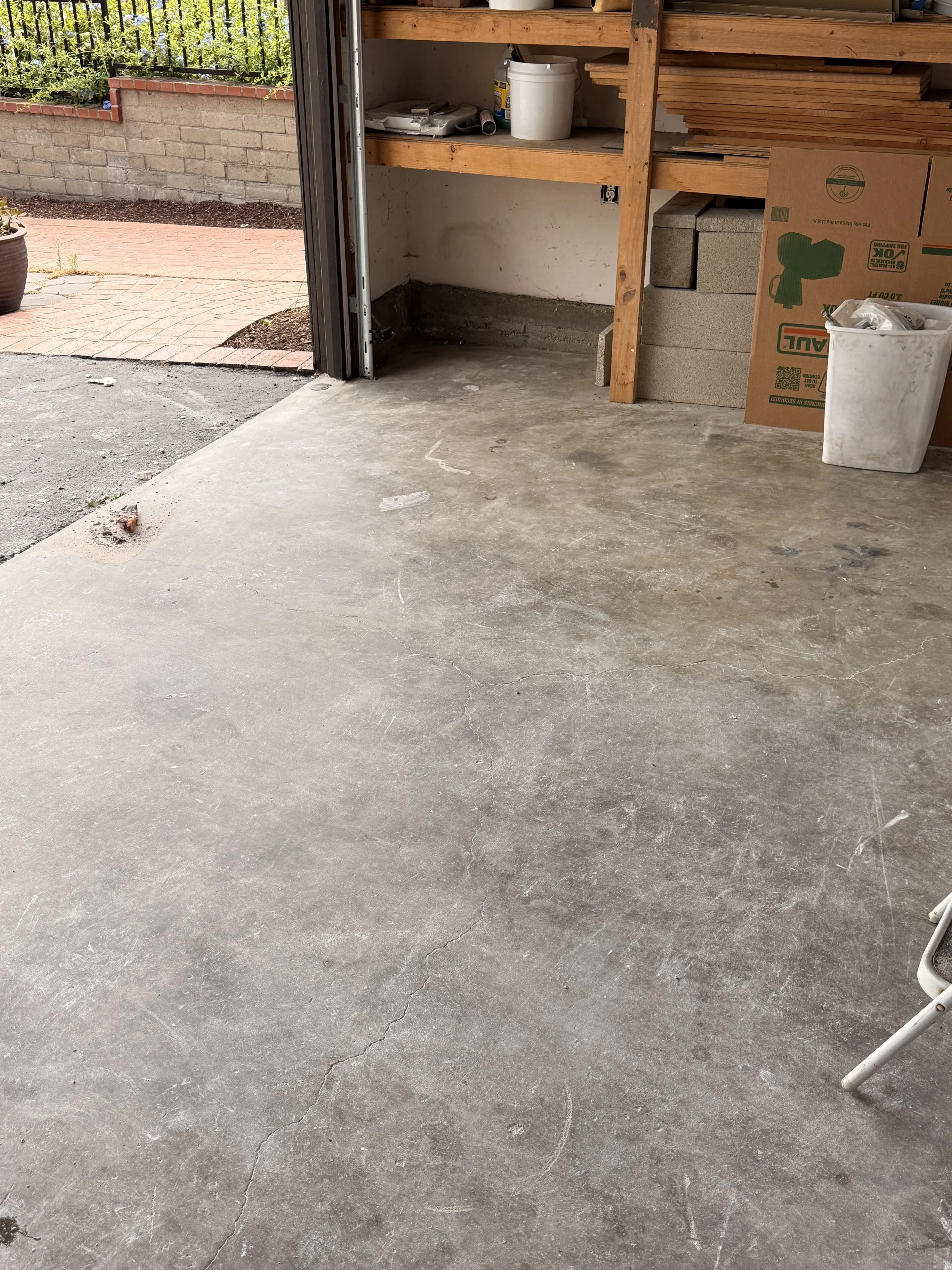 La Crescenta, CA garage clean out by Well Done Junk Removal