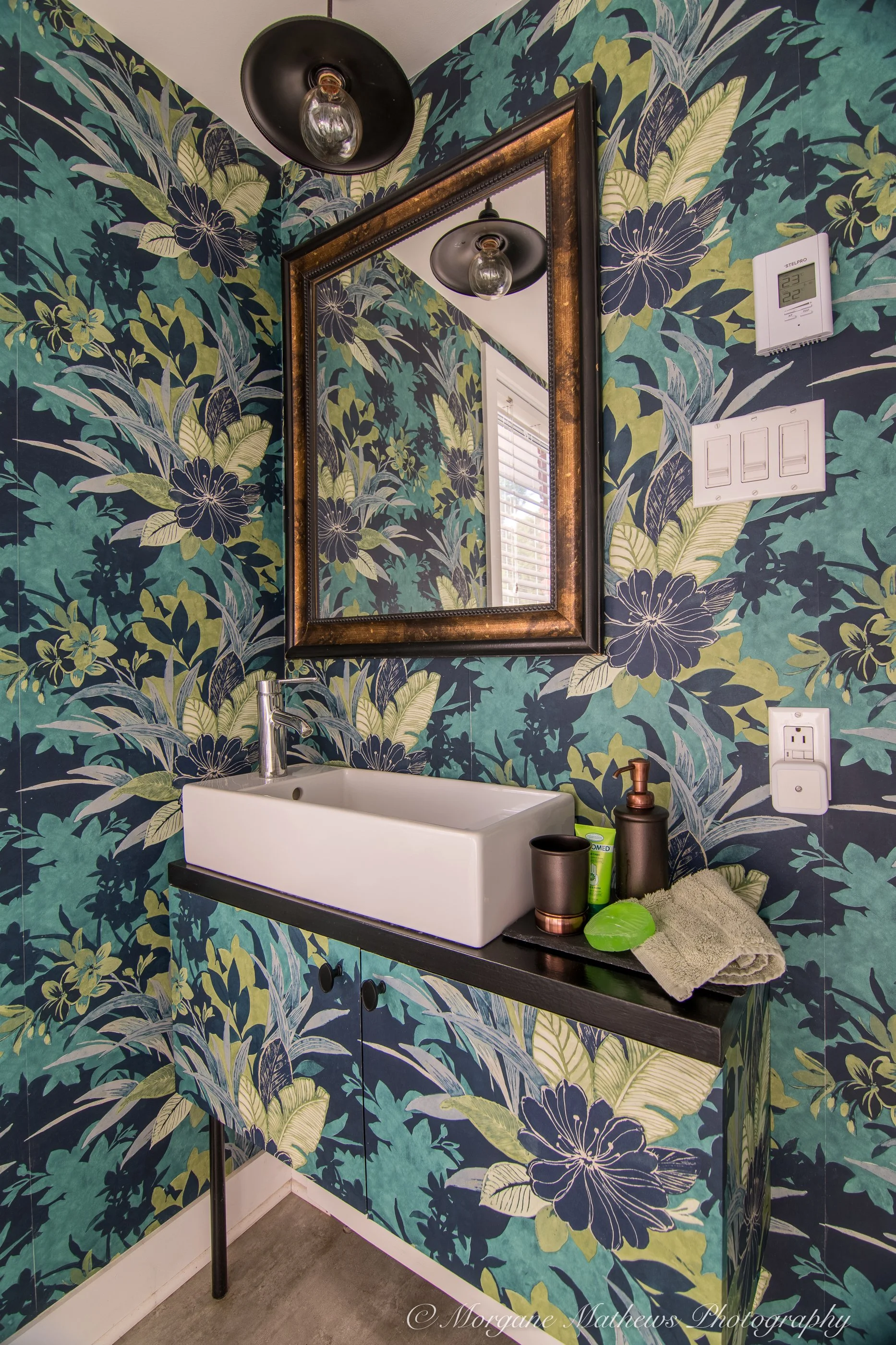 Crysalis Powder room-46.jpg