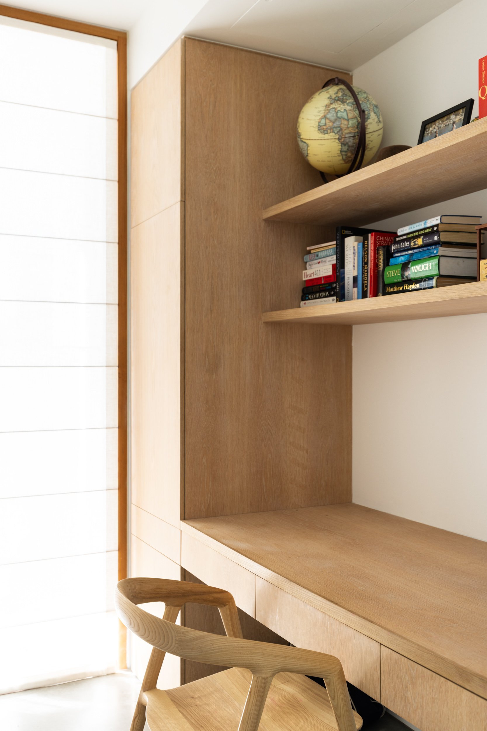 MODIFY_glenayr_desk.jpg