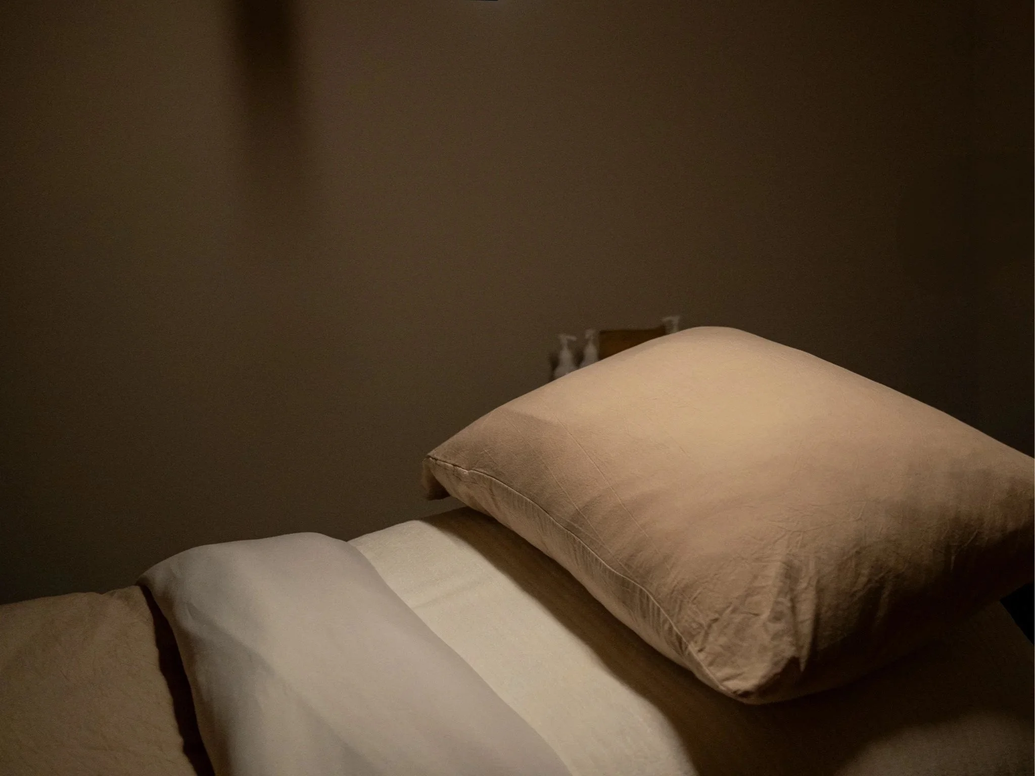 Professional treatment bed at a holistic skin clinic in Dunsborough for customised facials and skin treatments.