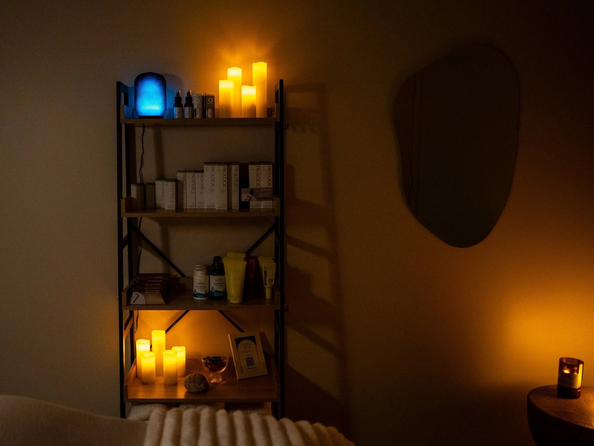 Holistic skin therapist in her Dunsborough clinic providing personalised skin consultations and professional skin treatments.