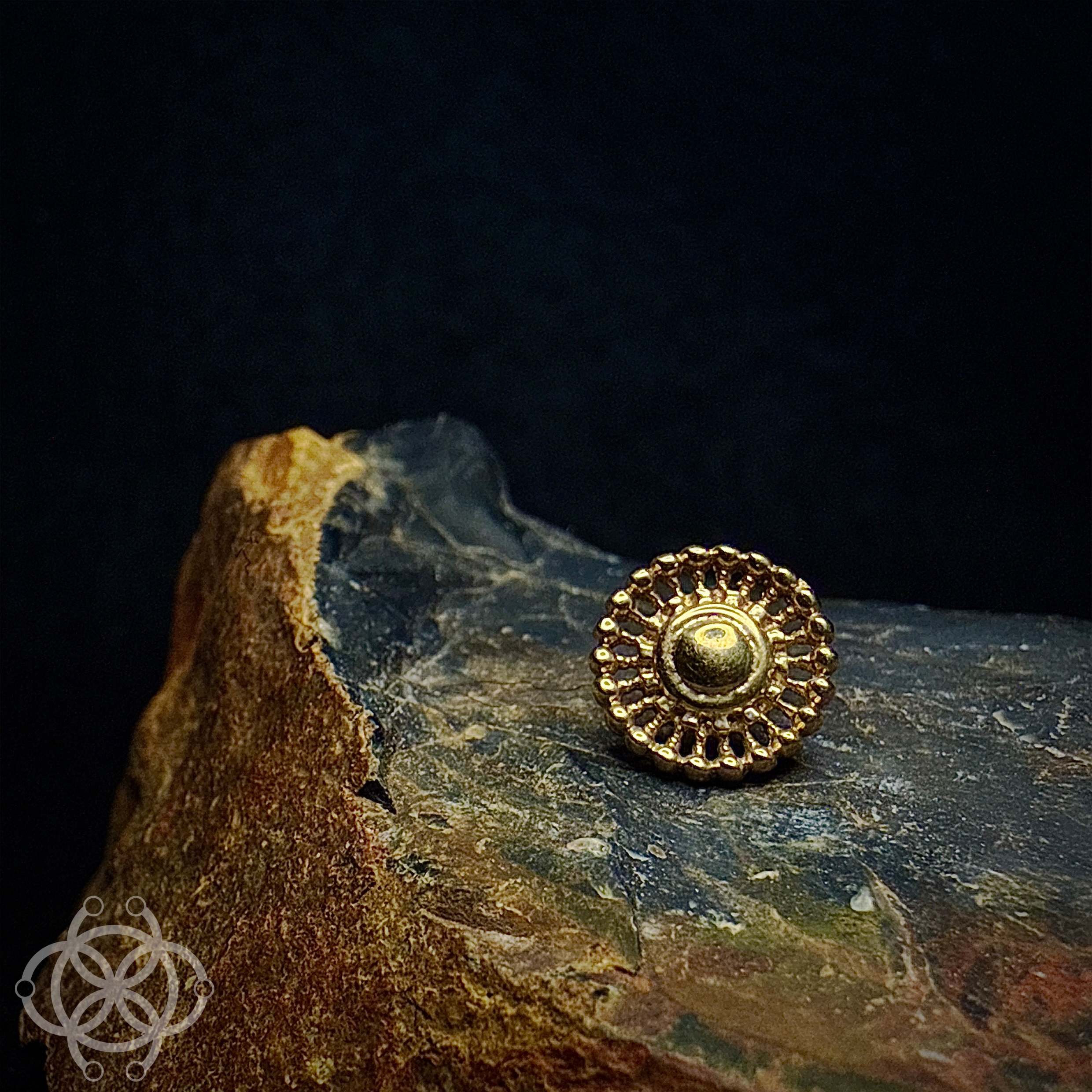 Solid Gold 'Chariot'
