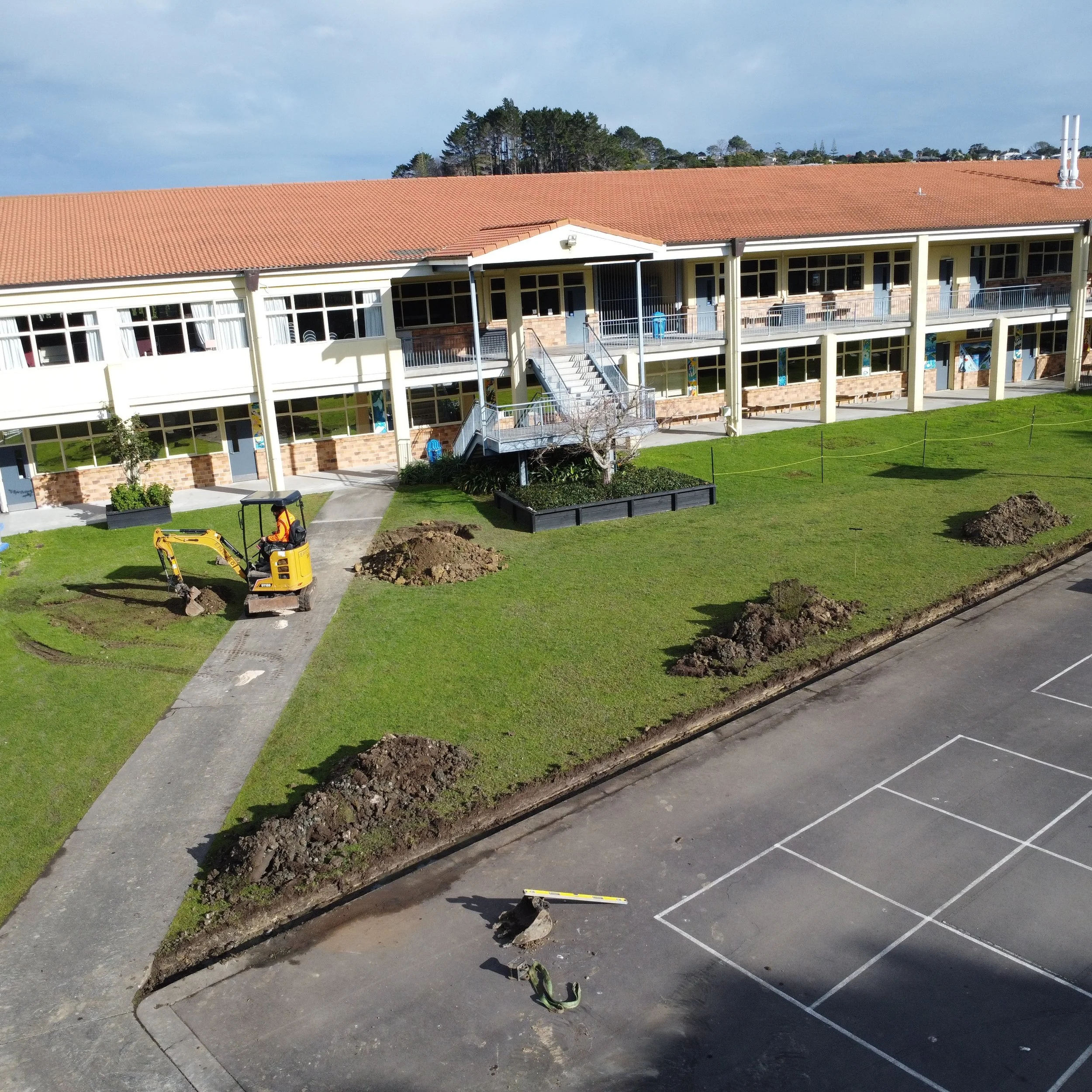 School Holiday Drainage Work
We&rsquo;re making the most of the school holidays to complete a small drainage upgrade at @wentworthcollegeandprimary.
Scope of Work
&bull;	Locate the existing drainage pipe.
&bull;	Install a channel grate system along t