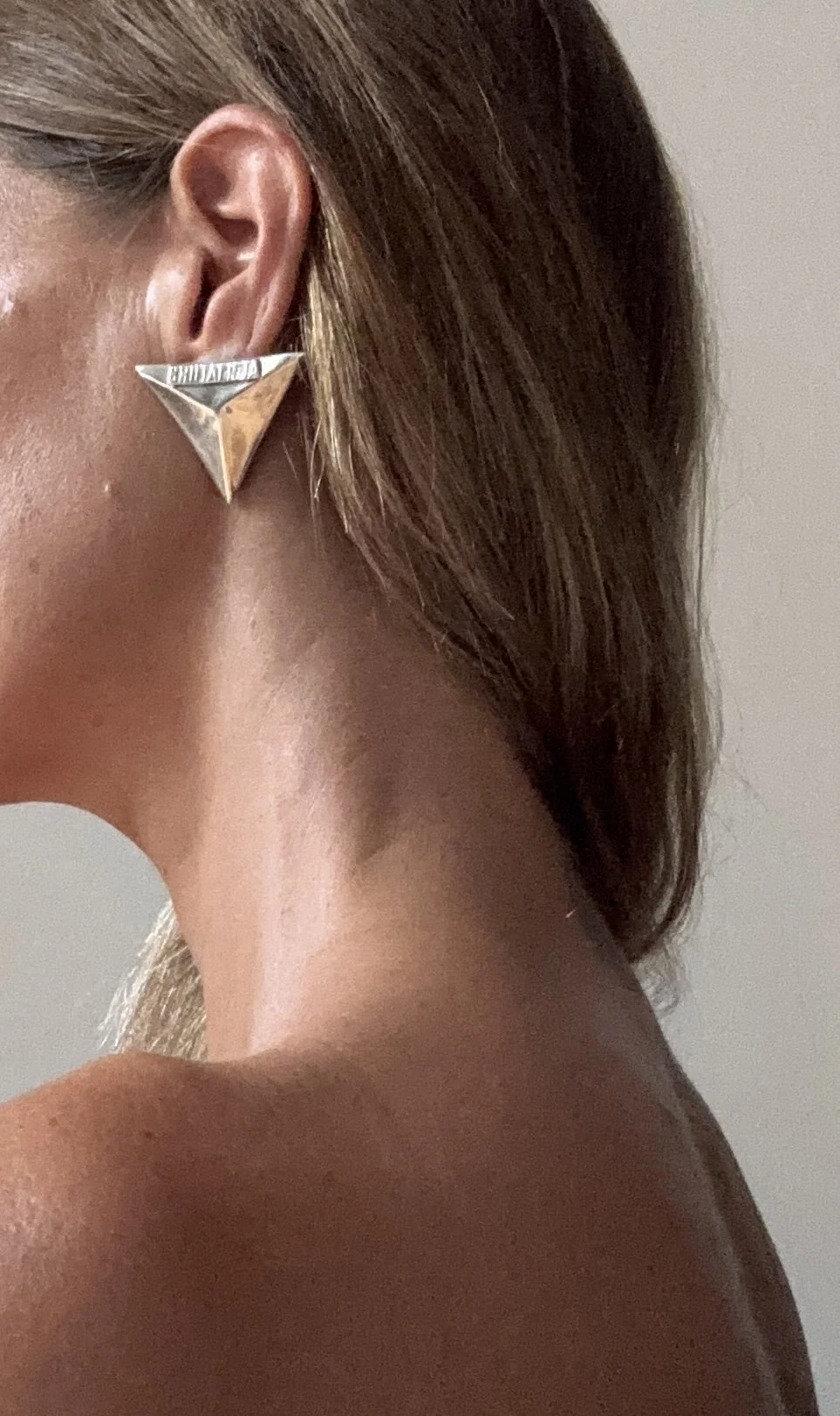 TRIANGLE EARRINGS