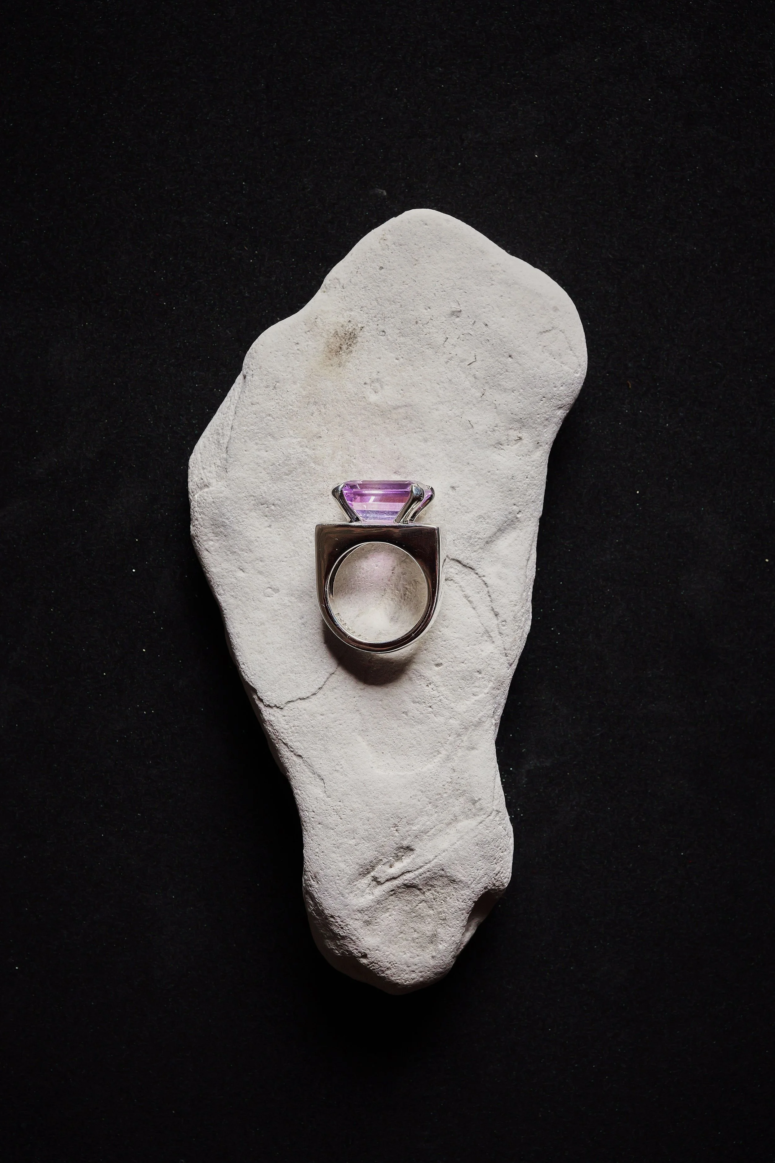 AMETHYST RING