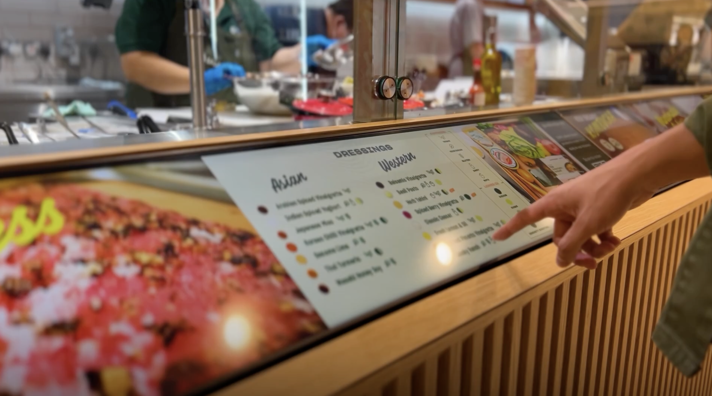 SaladStop! new digital ledge, augmenting the ordering experience and bringing insightful and engaging content to customers at the right moment.