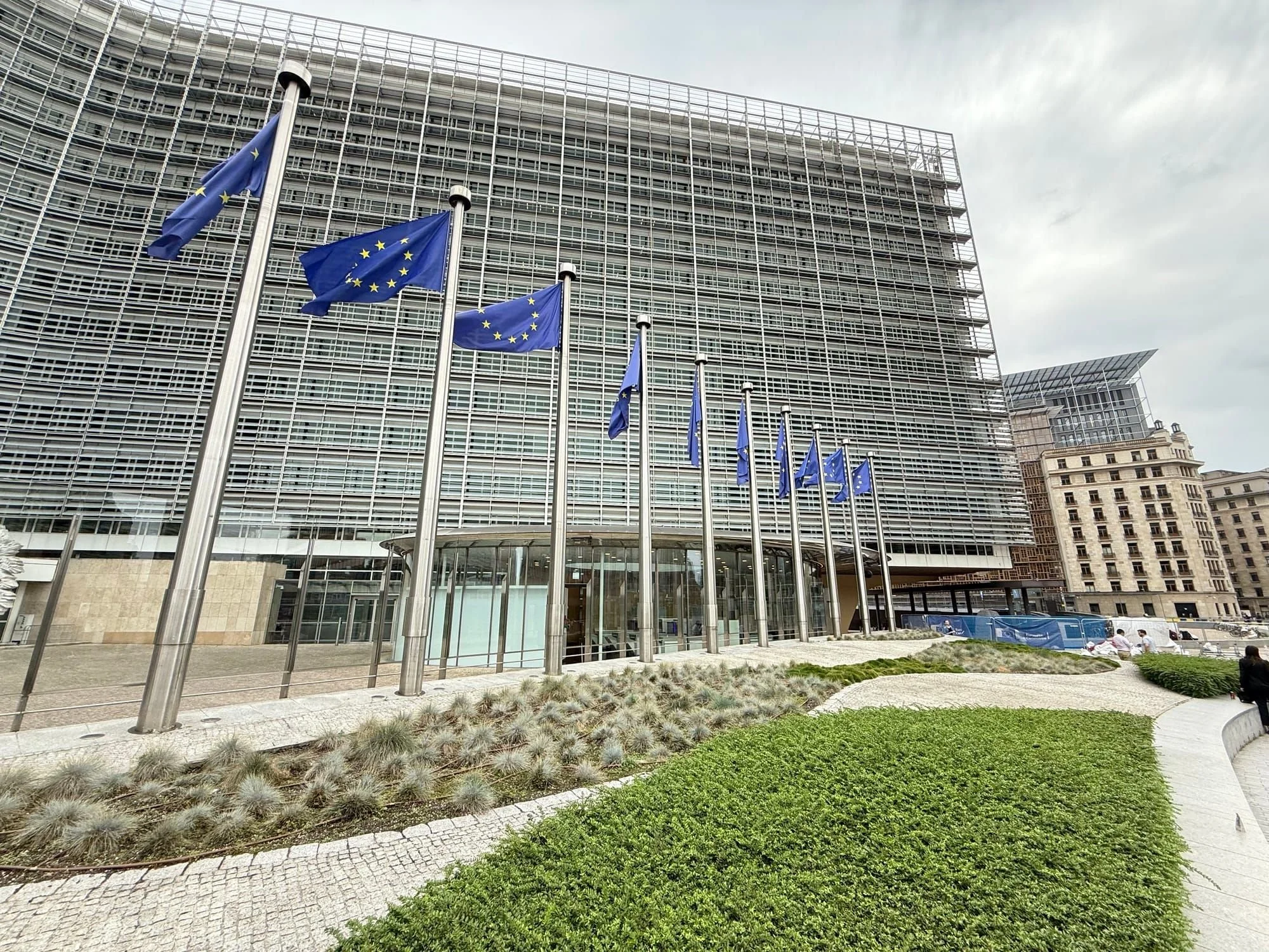 De EU AI Act in beweging: wat er verandert en wat blijft