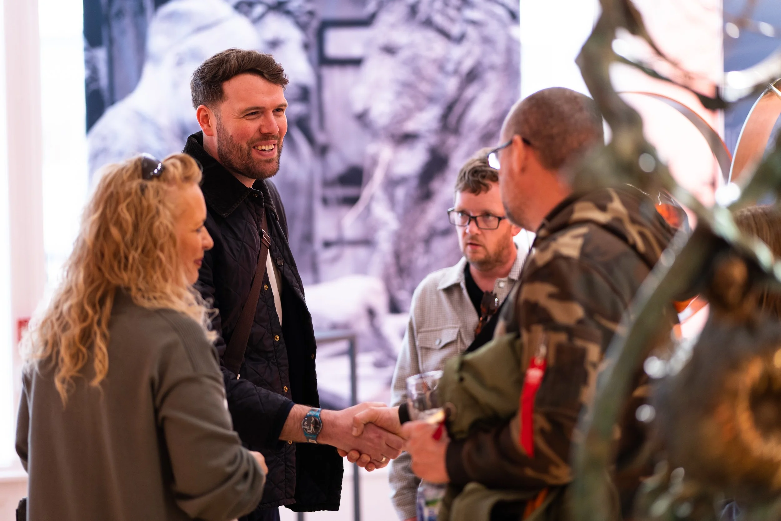 Hayley Salter Photographer - Castle Fine Art Bath - Steve Winterburn Art Opening -1046166.jpg