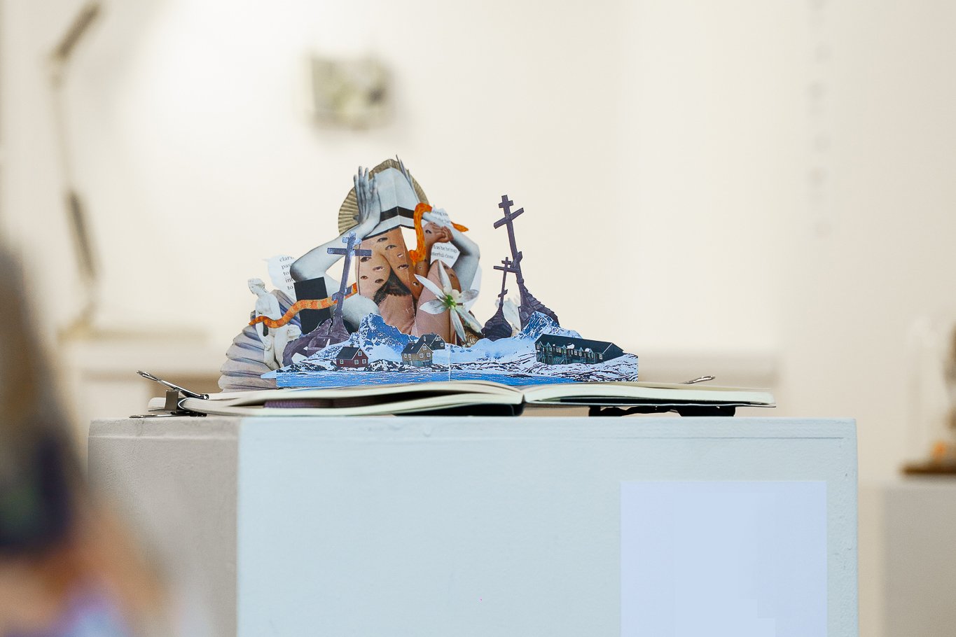 Composizioni Immaginate bloom room yansu wang04.jpg