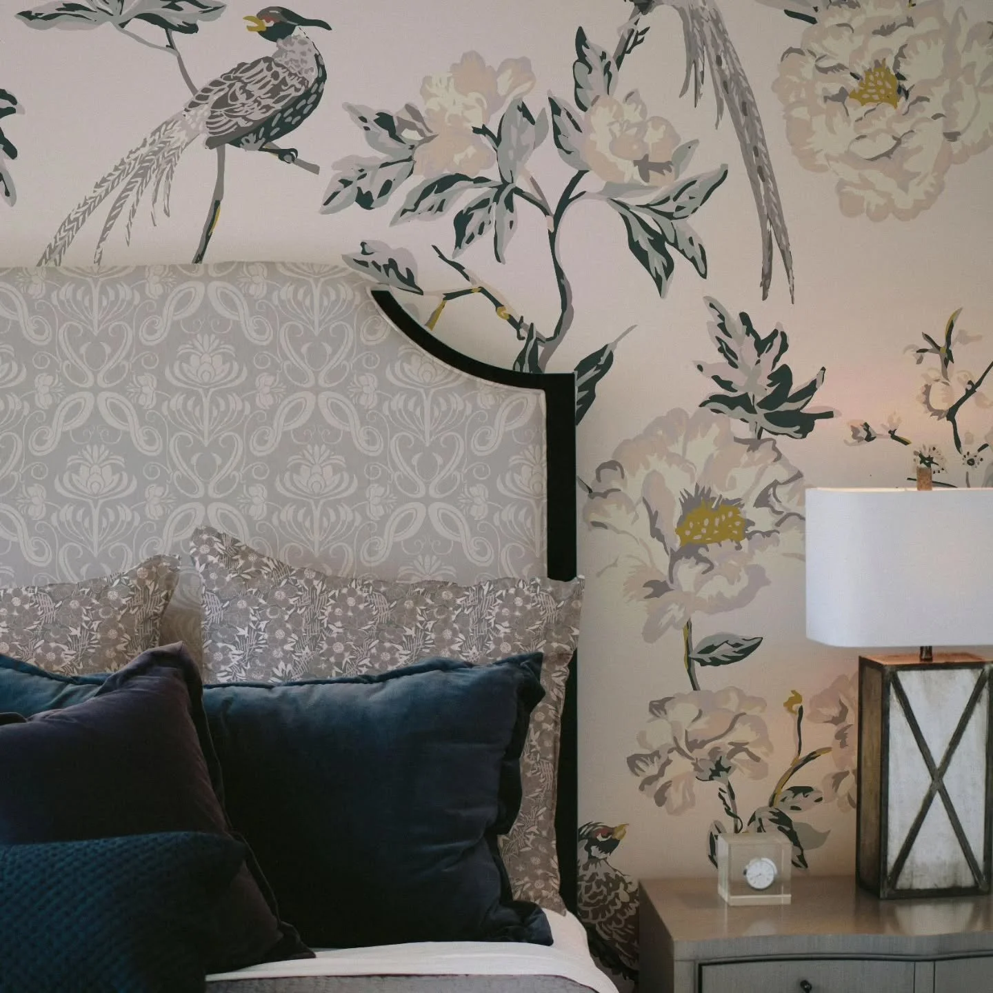 Creative Highlights Posting Challenge!! 17&ndash;18 May Prompt: PERSONAL FAVORITE ☀️
I&rsquo;m sharing one of my favorite collections. I loved creating these motifs, exploring the color palette, and building a little world inspired by nature, gardens