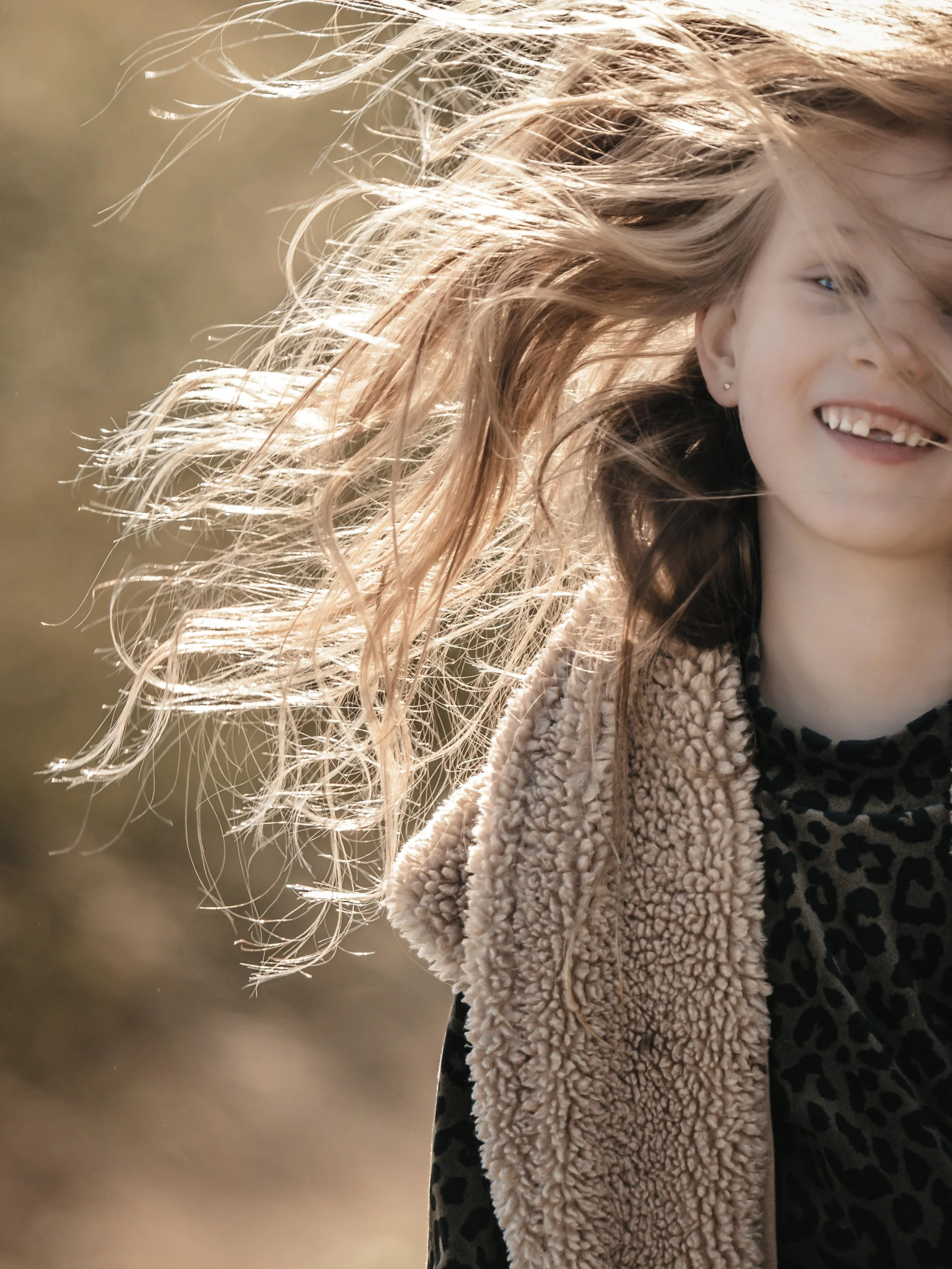 buiten portretten van de kinderen lifestyle fotografie en documentaire fotografie