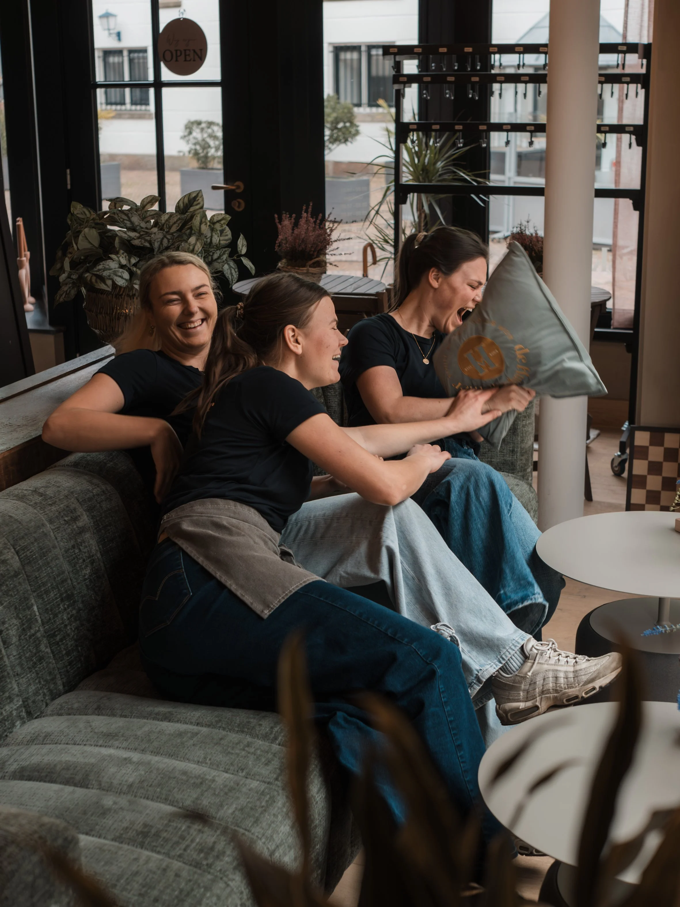 zakelijke reportage lifestyle foto's voor de huiskamer in Oldenzaal